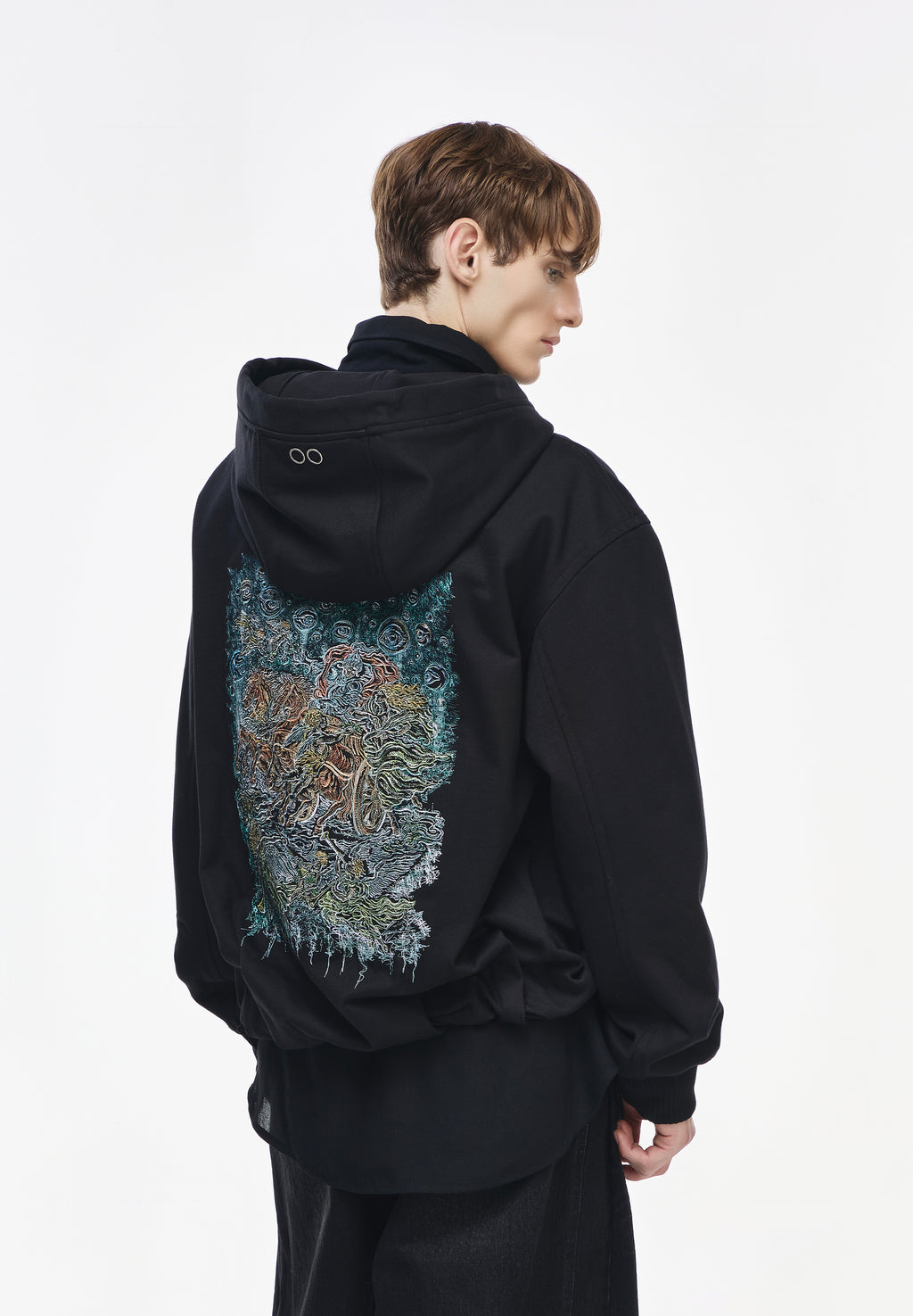 CHARIOT HOOD ZIP UP