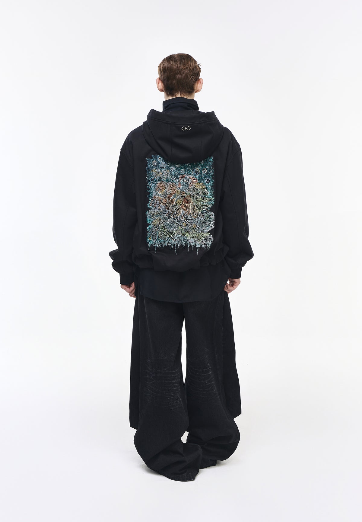 CHARIOT HOOD ZIP UP