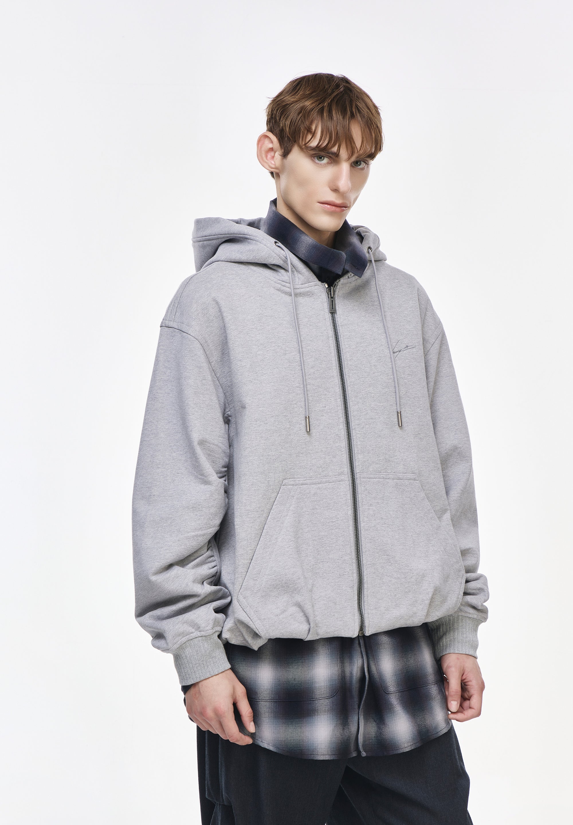 CHARIOT HOOD ZIP UP