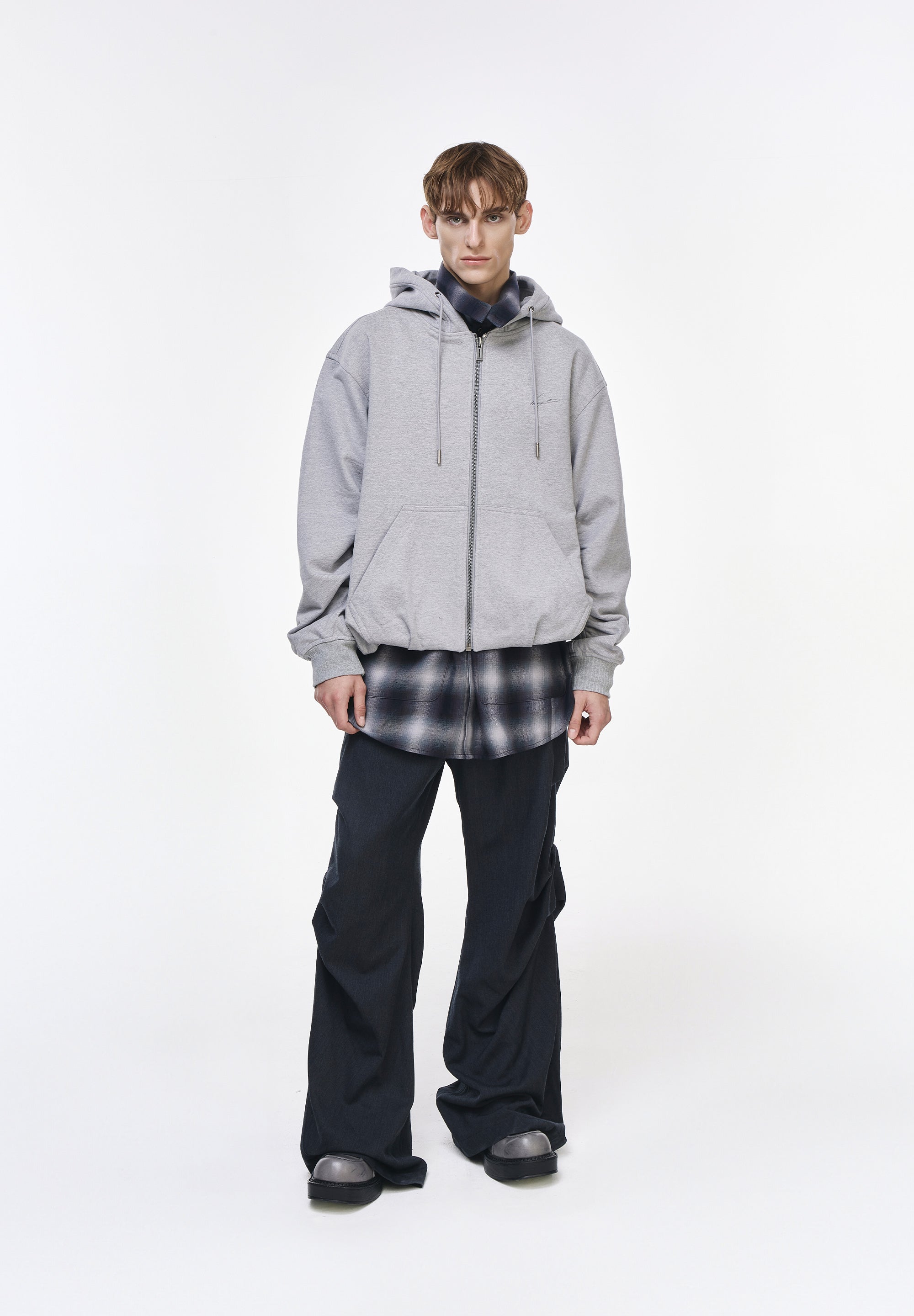 CHARIOT HOOD ZIP UP