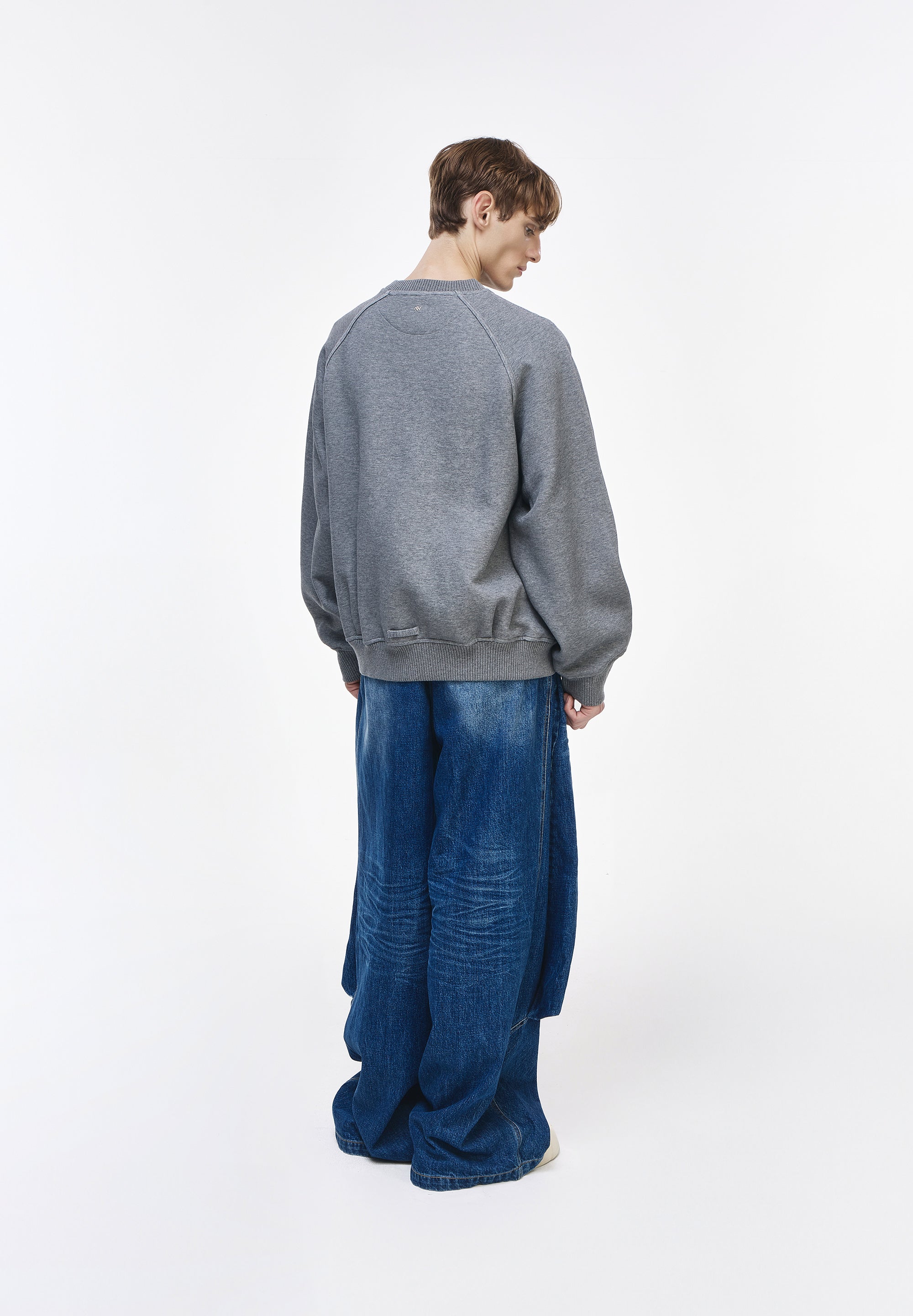 PANTHER CAMBER SWEATSHIRT