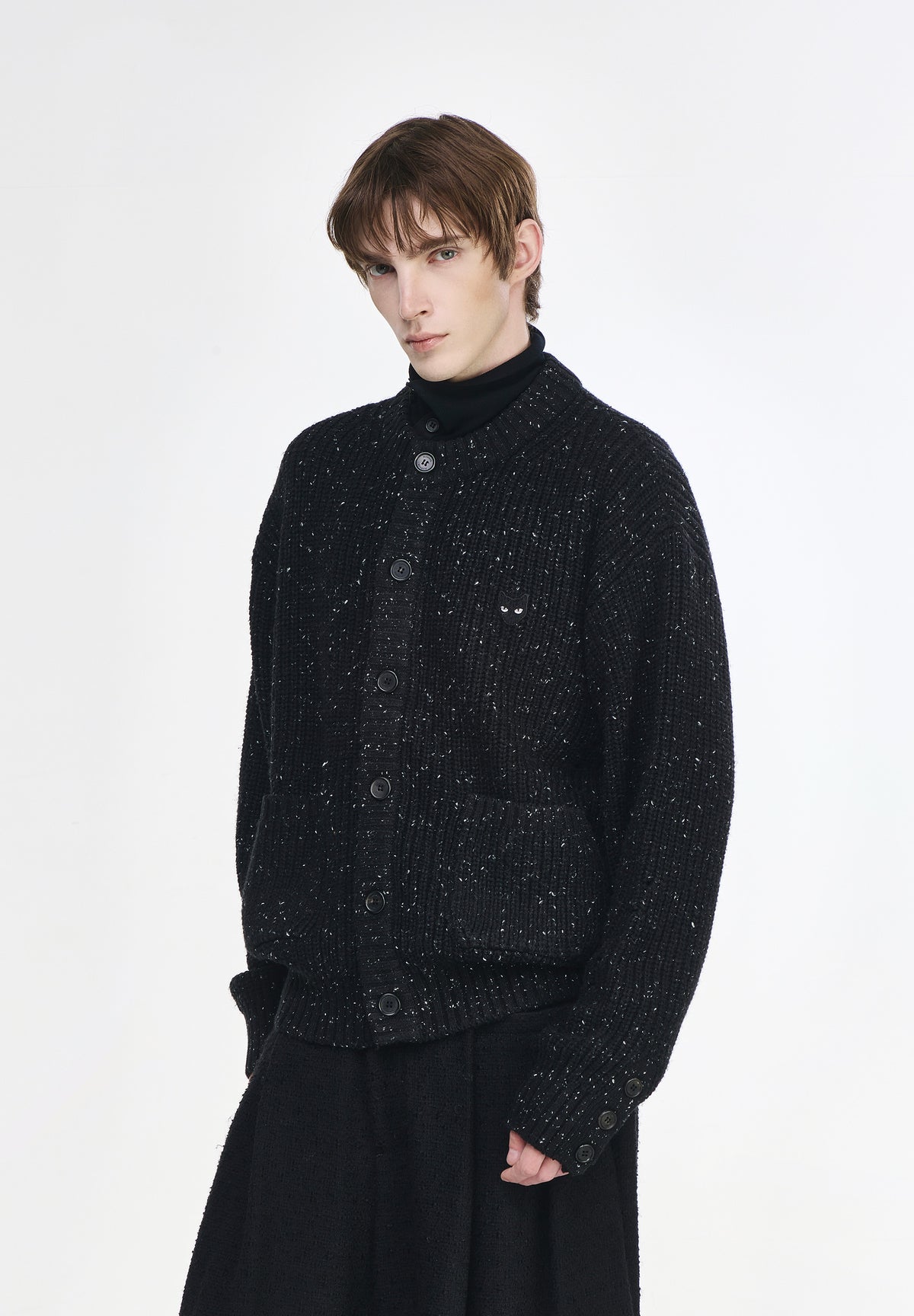 ZZERO PANTHER NEP ROUND NECK CARDIGAN