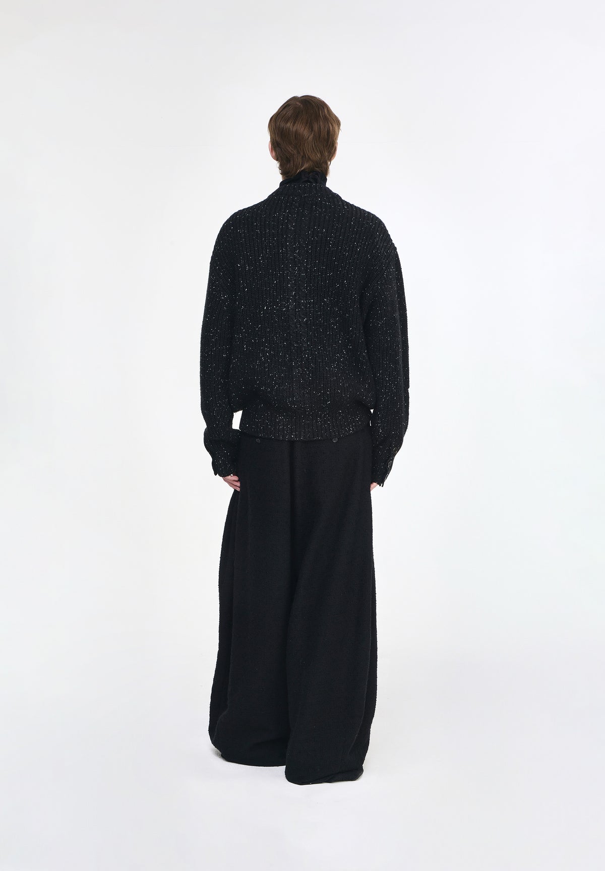 ZZERO PANTHER NEP ROUND NECK CARDIGAN