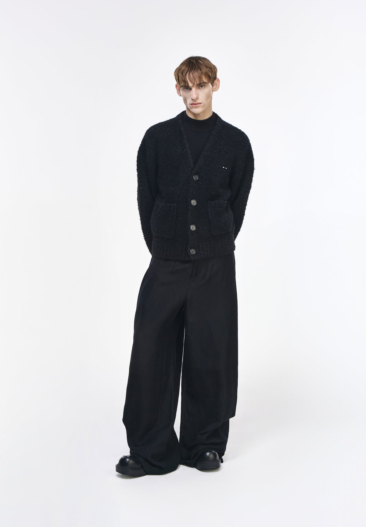 ZZERO BOUCLE V NECK CARDIGAN