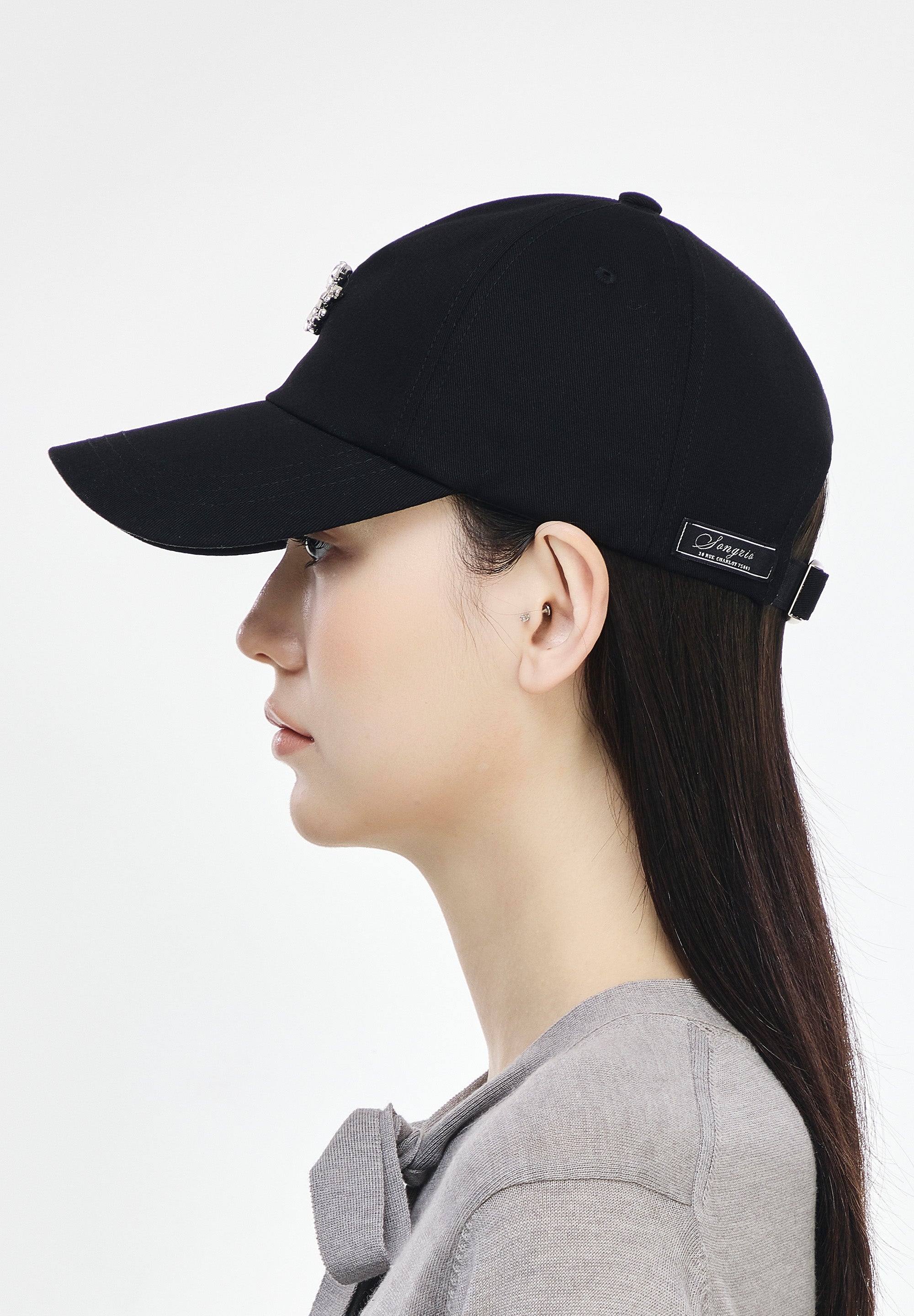 SONGZIO WOMAN MICKEY JEWELED BALL CAP