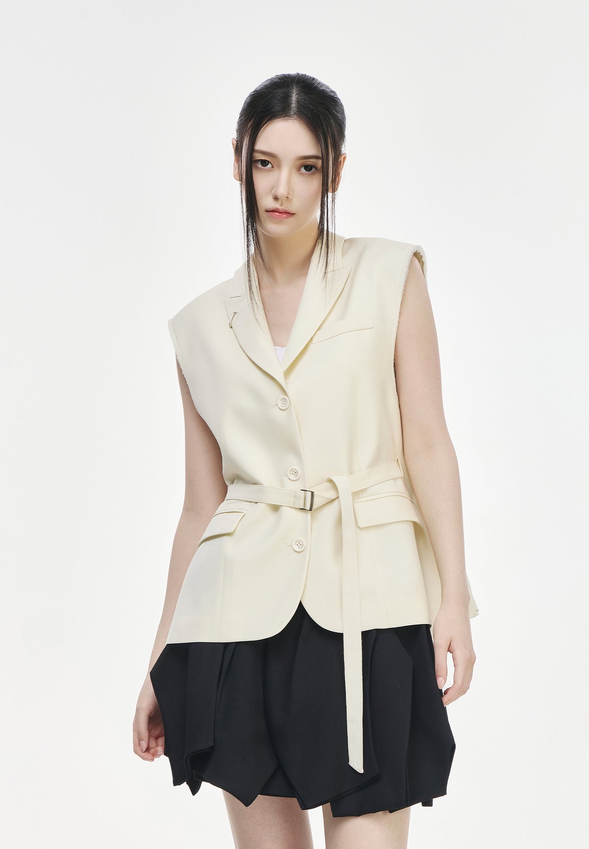VEILED SLEEVELESS JACKET