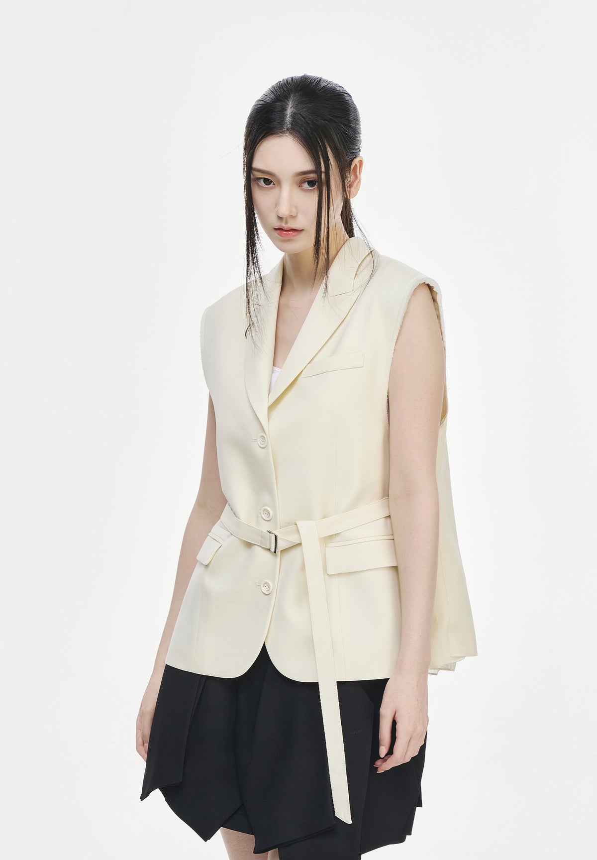 VEILED SLEEVELESS JACKET