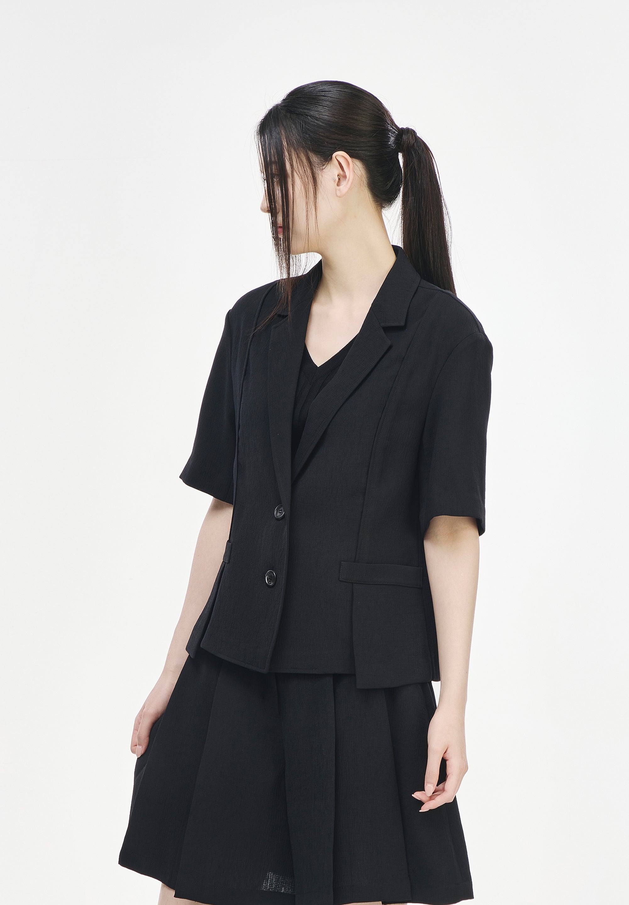 DEEP FOLD HALF JACKET