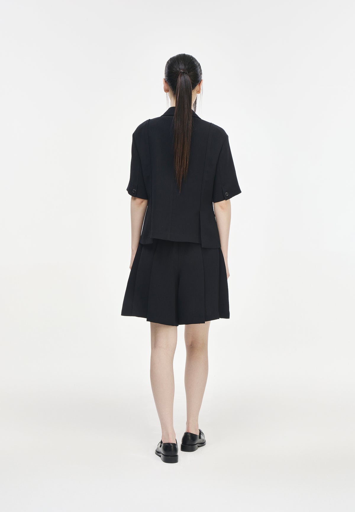 DEEP FOLD HALF JACKET