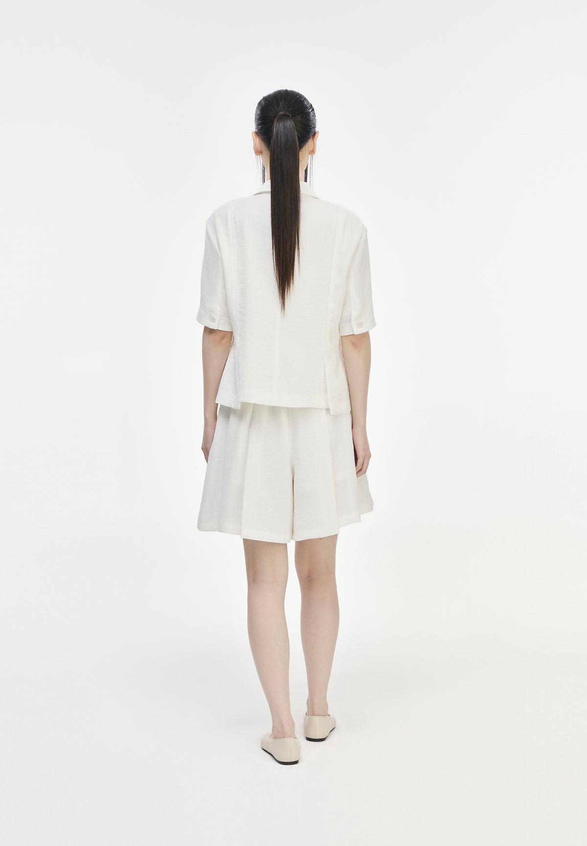 DEEP FOLD HALF JACKET