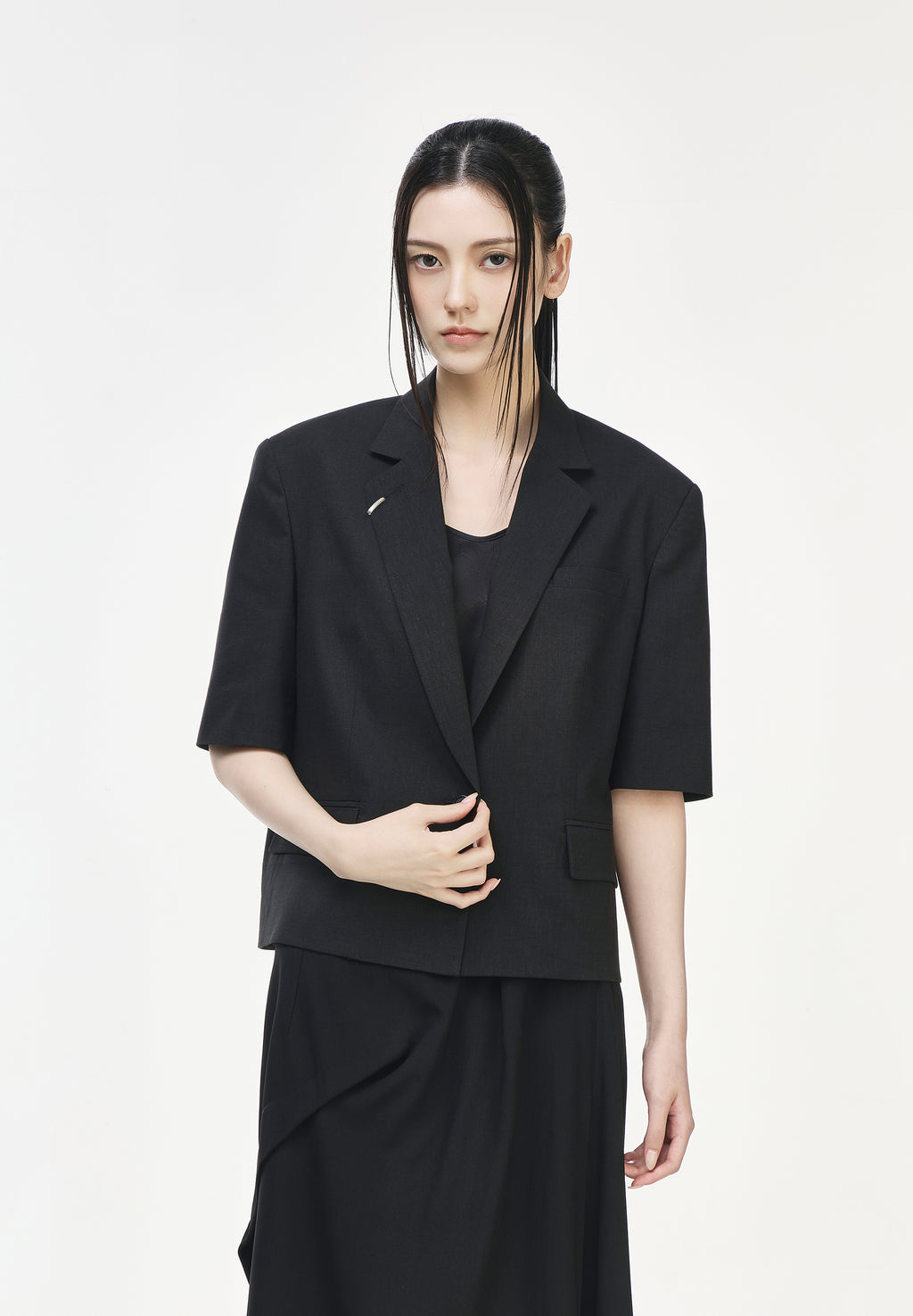 SONGZIO WOMAN CROP HALF SLEEVE JACKET