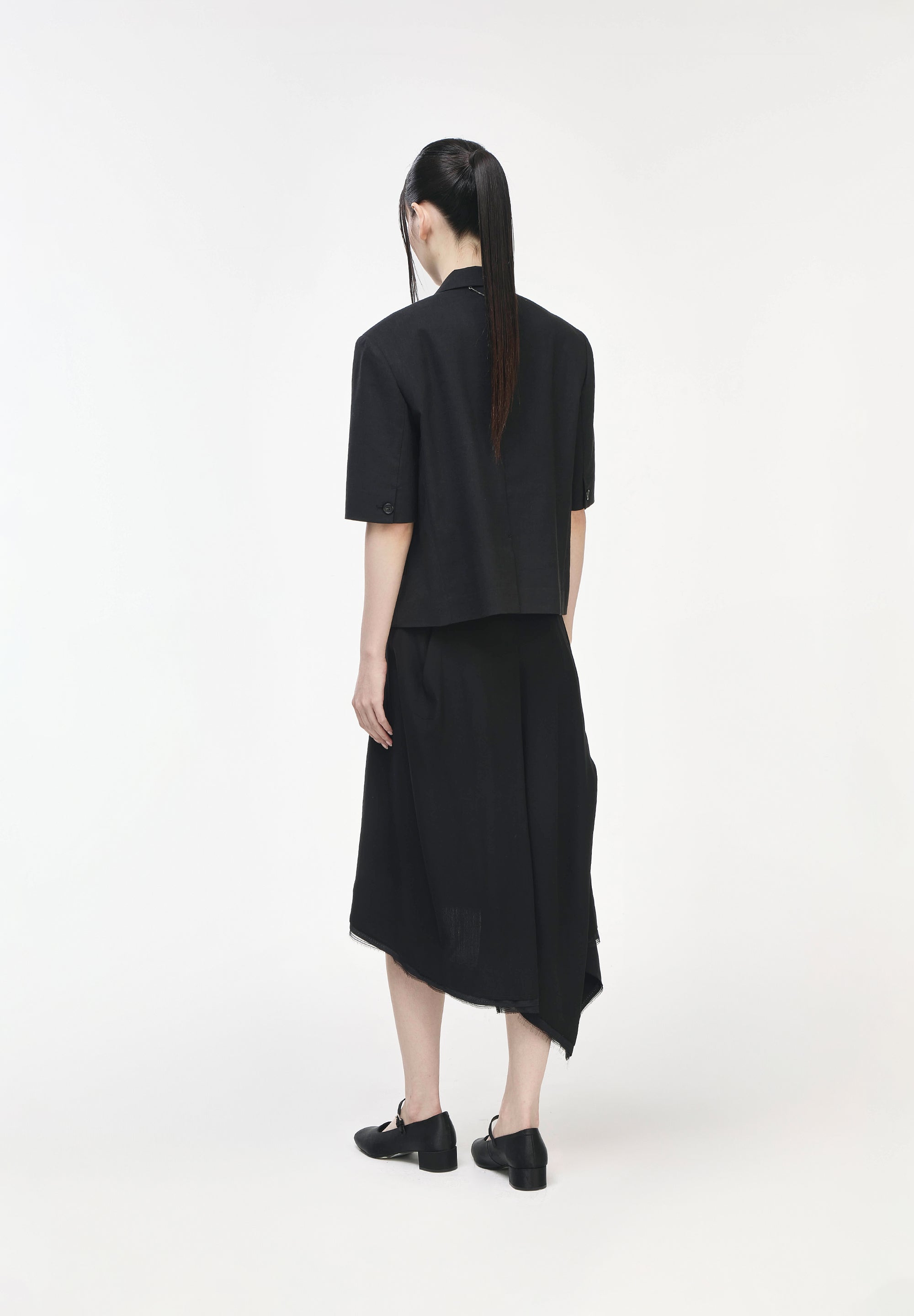 SONGZIO WOMAN CROP HALF SLEEVE JACKET