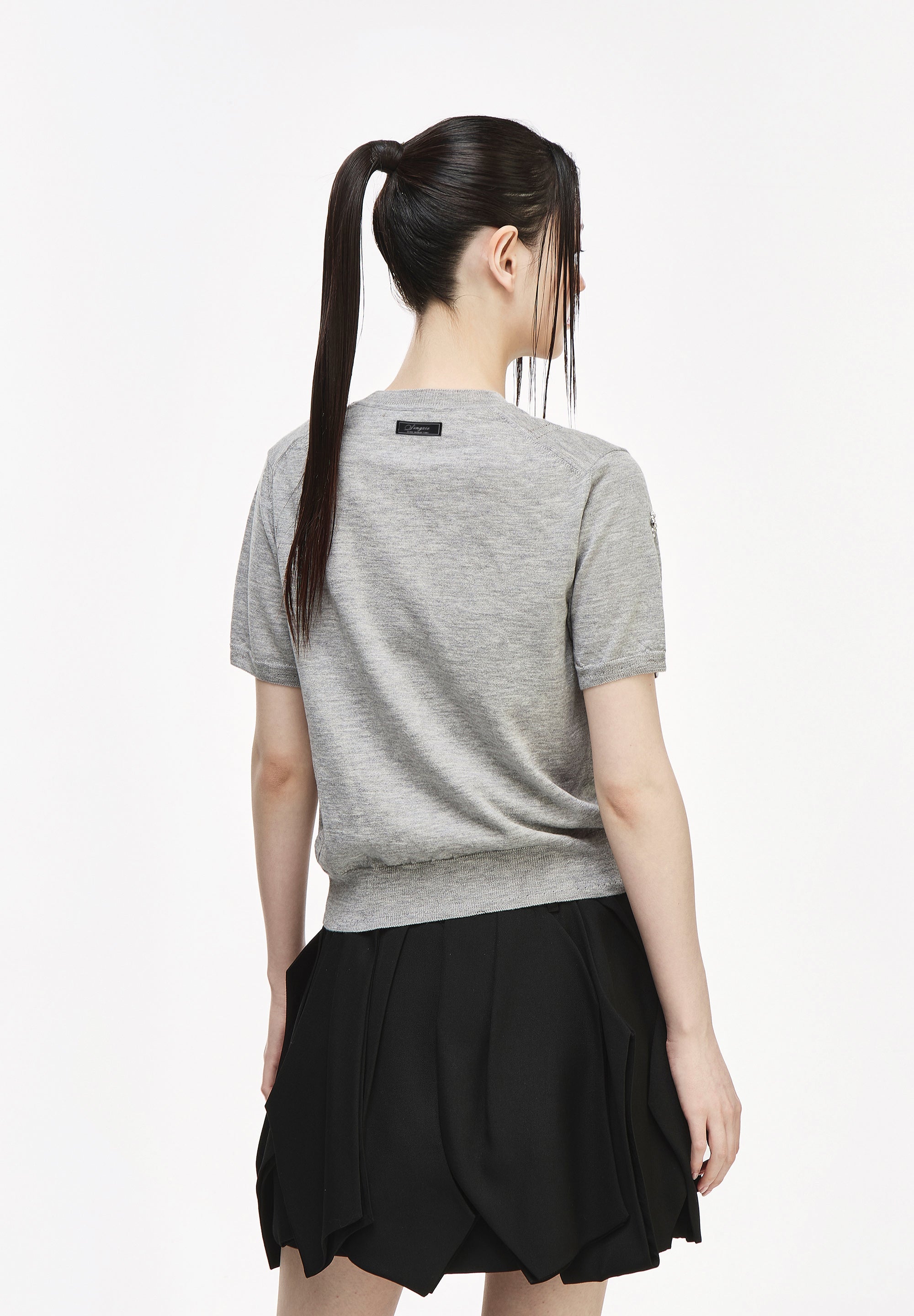 TEARDROP ROUND NECK KNIT