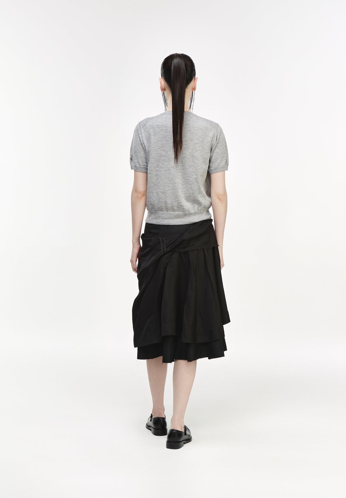 TEARDROP ROUND NECK CARDIGAN