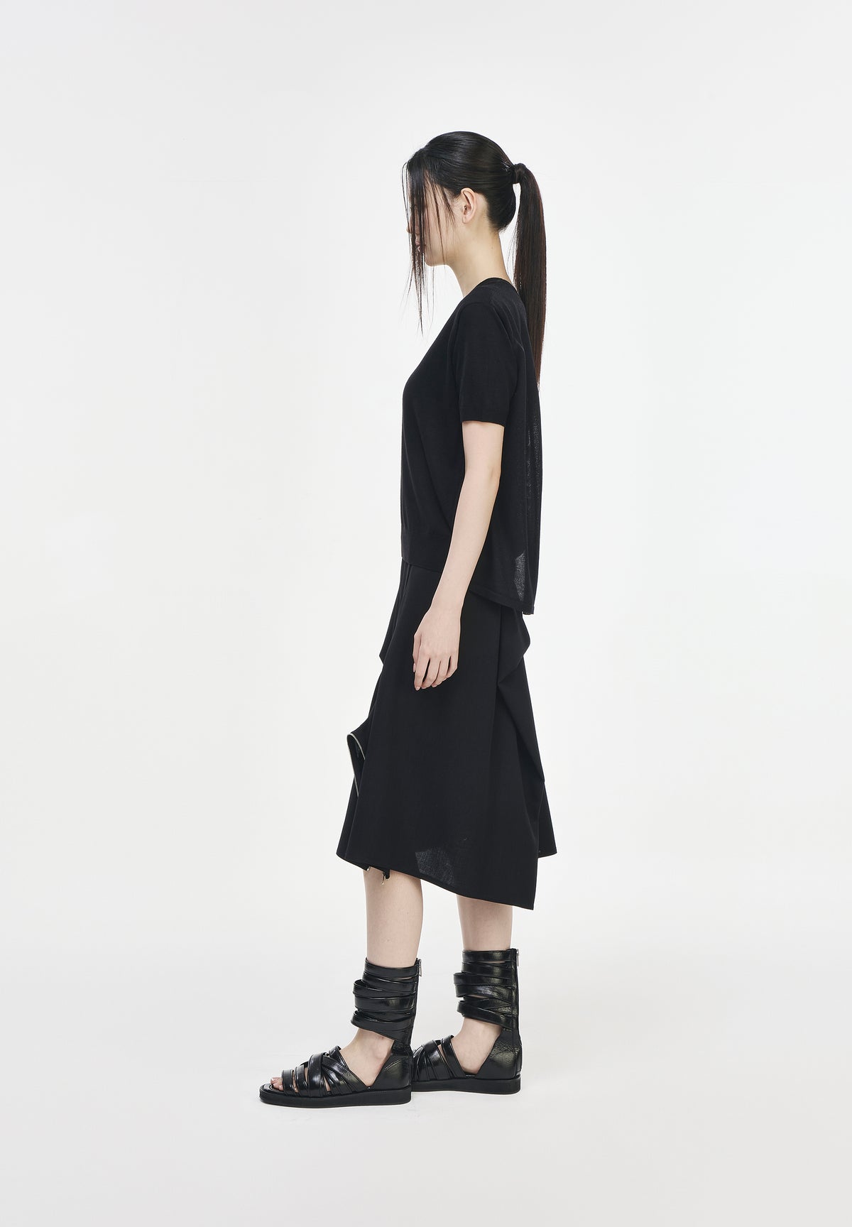 CELESTIAL EMBROIDERED VEILED KNIT