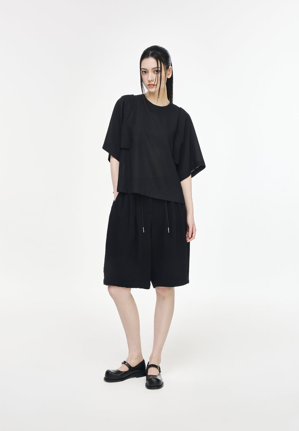 CREASE BALLOON SHORTS