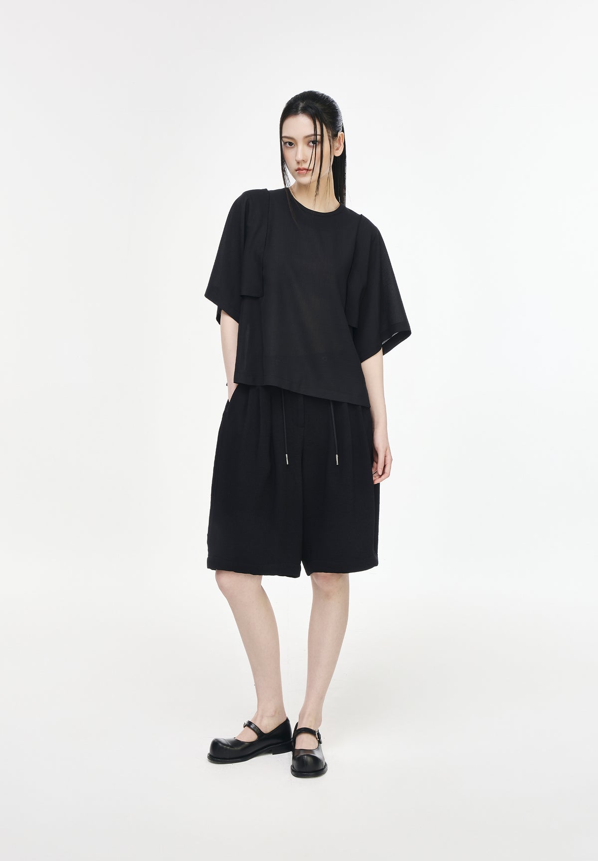 CREASE BALLOON SHORTS