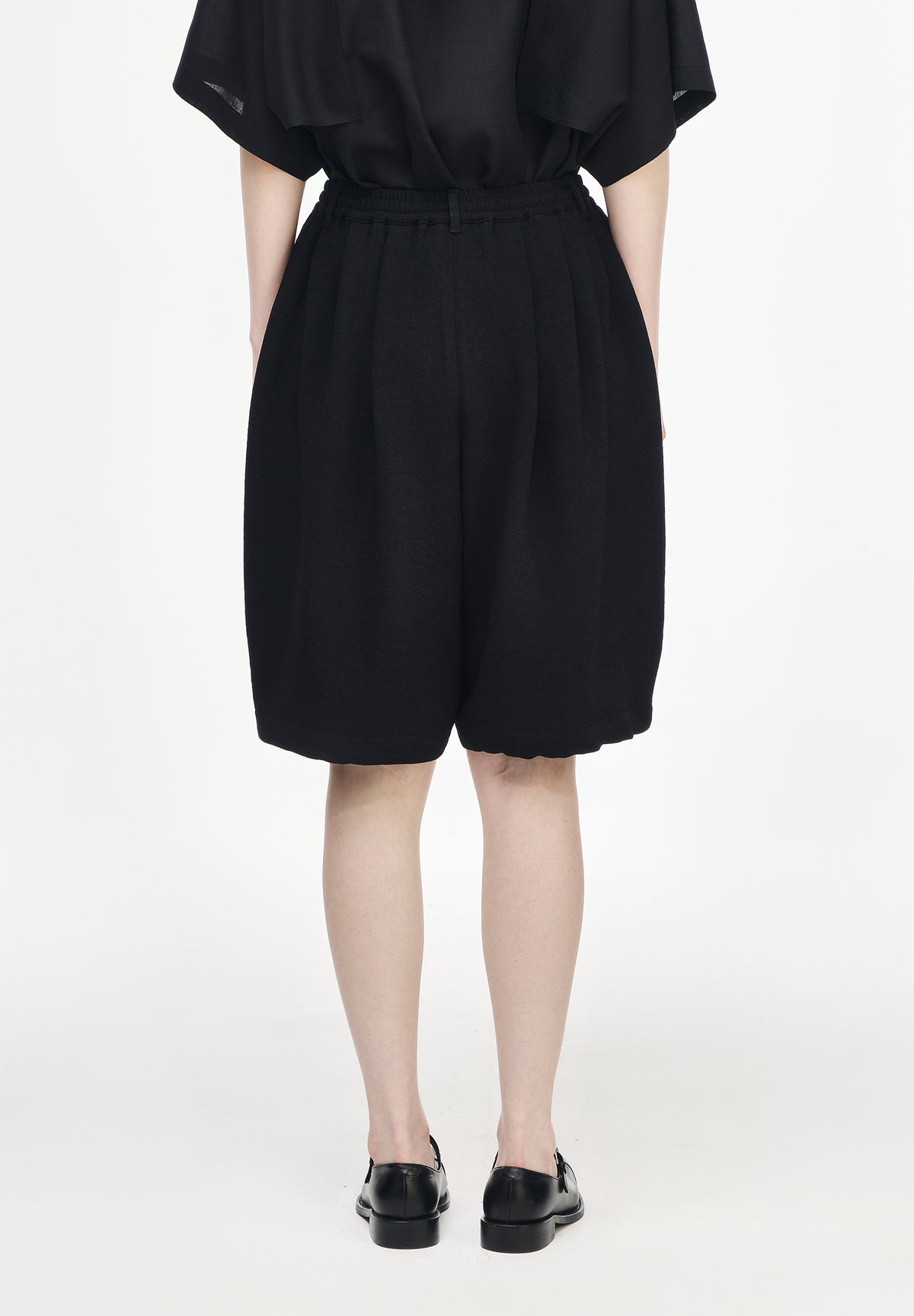 CREASE BALLOON SHORTS