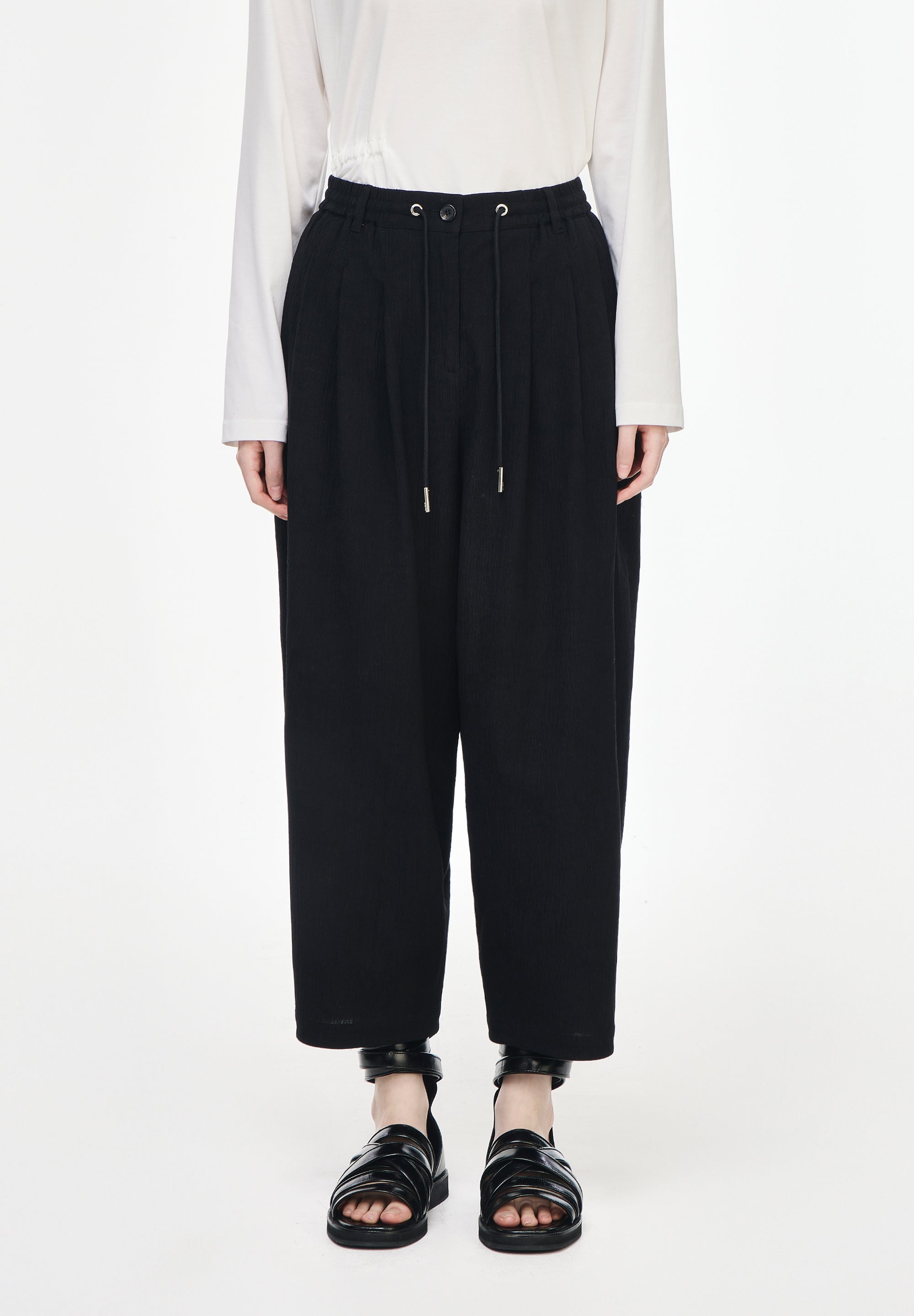 PLEATS BALLOON PANTS