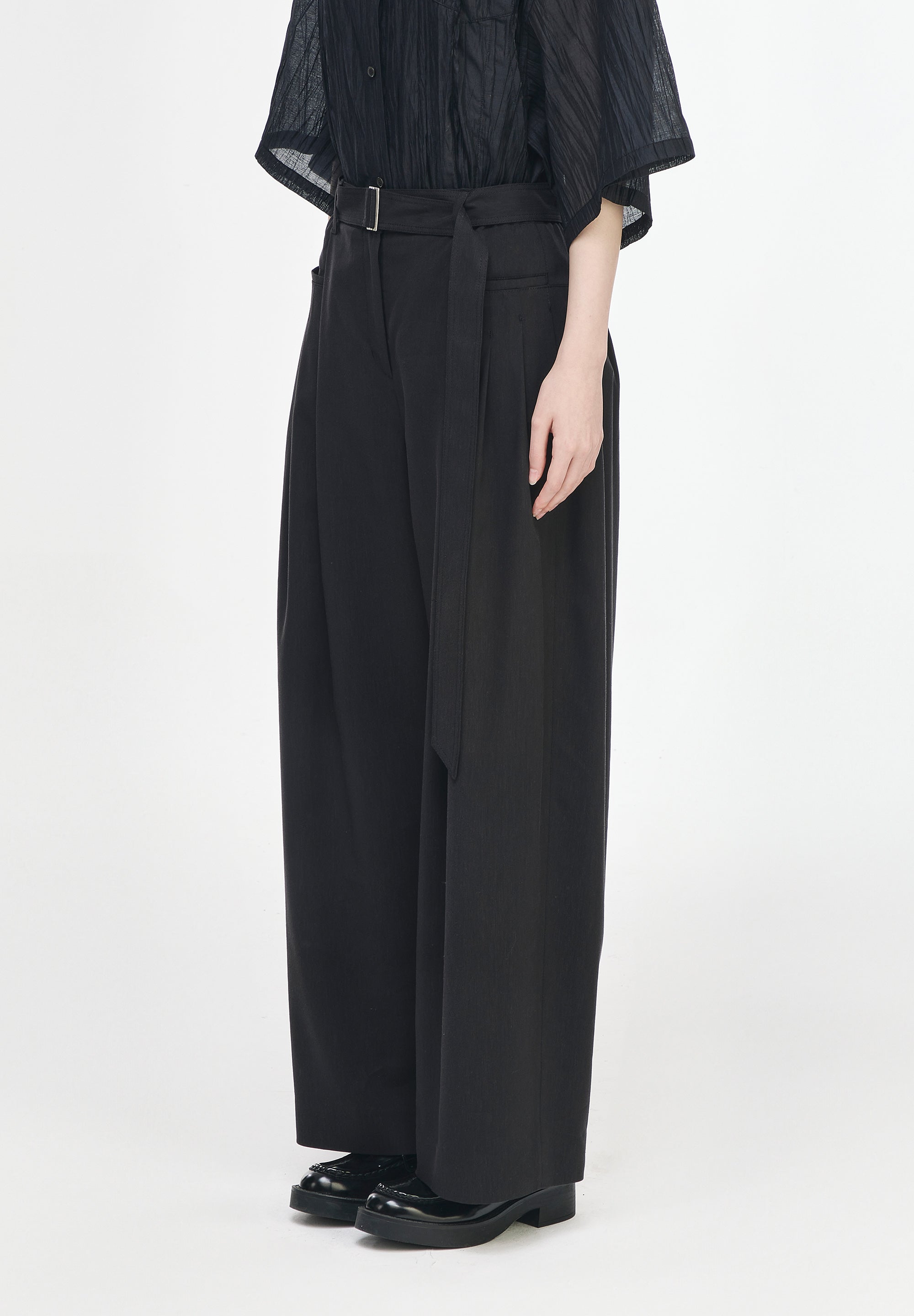 EDGEFOLD LINEN VOLUME PANTS