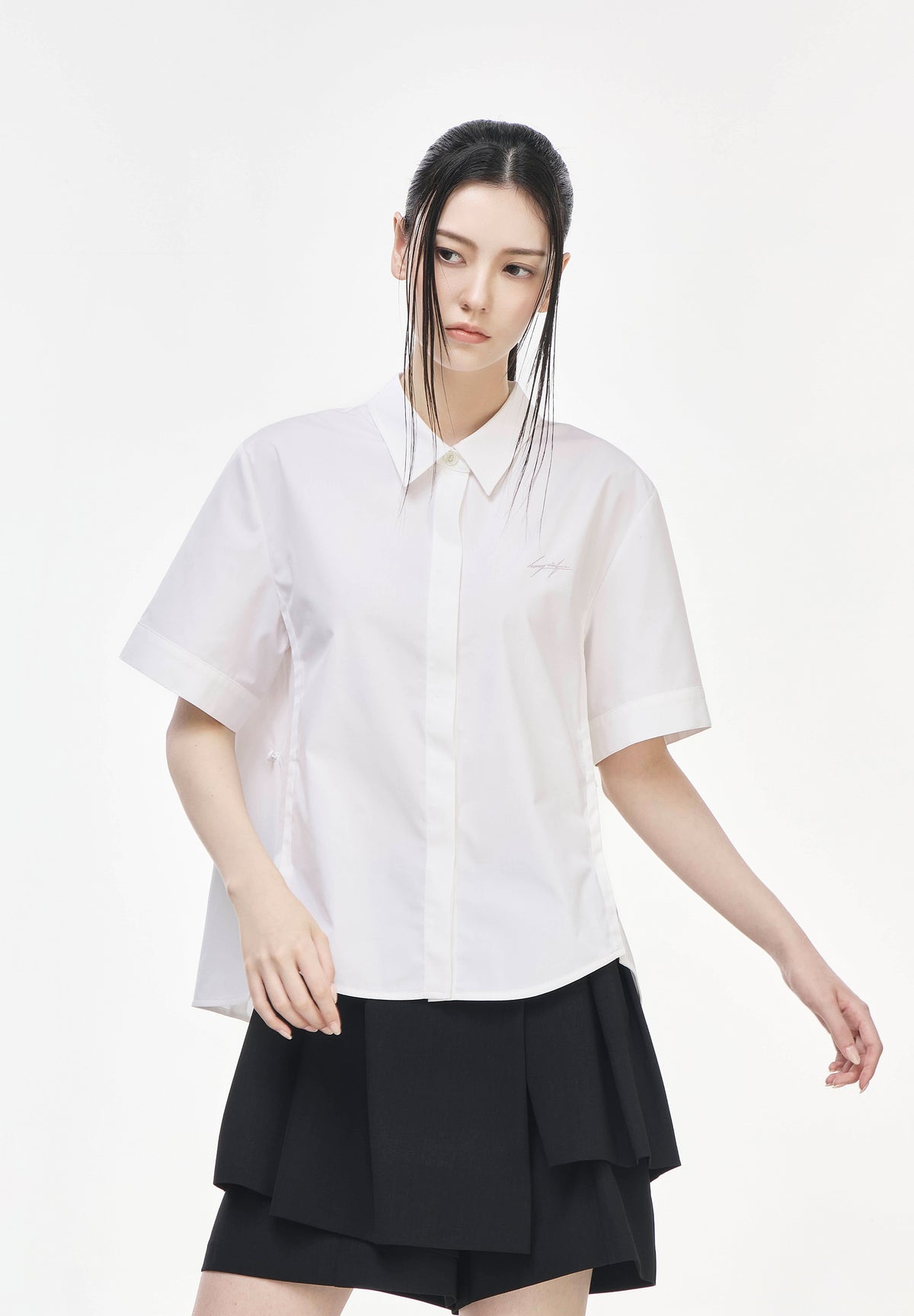 FLORAL EMBROIDERED HALF SHIRT