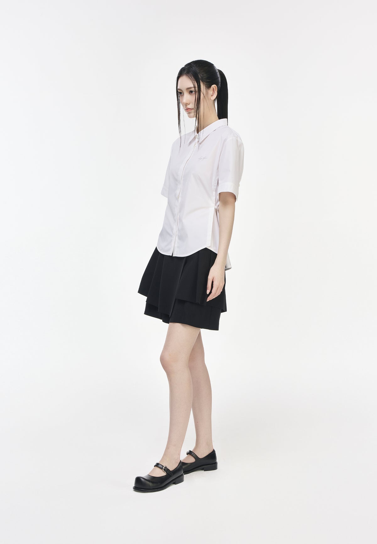 FLORAL EMBROIDERED HALF SHIRT