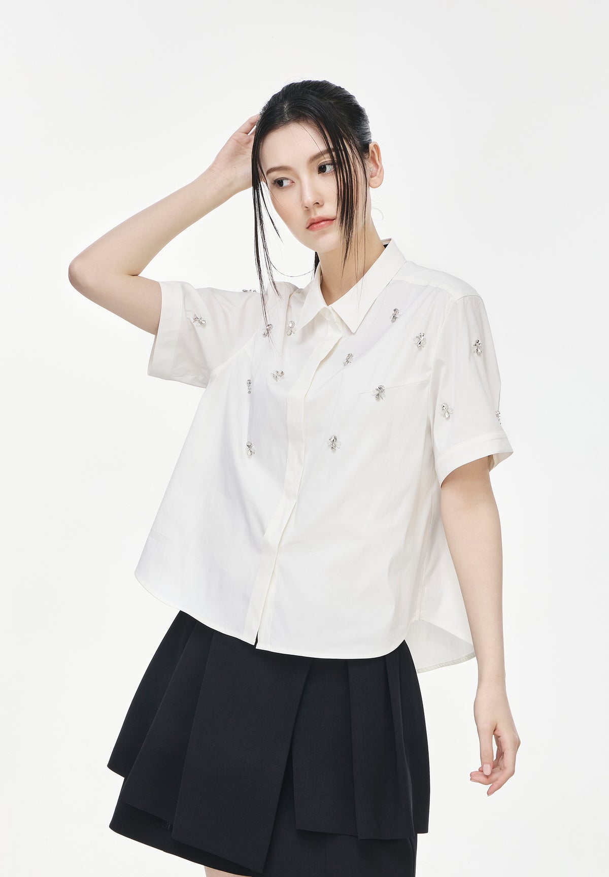HONEYBEE APPLIQUE HALF SHIRT