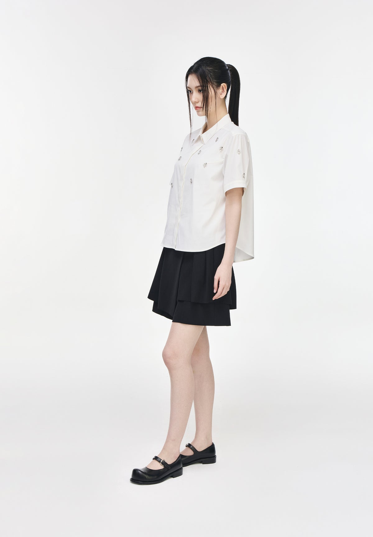 HONEYBEE APPLIQUE HALF SHIRT