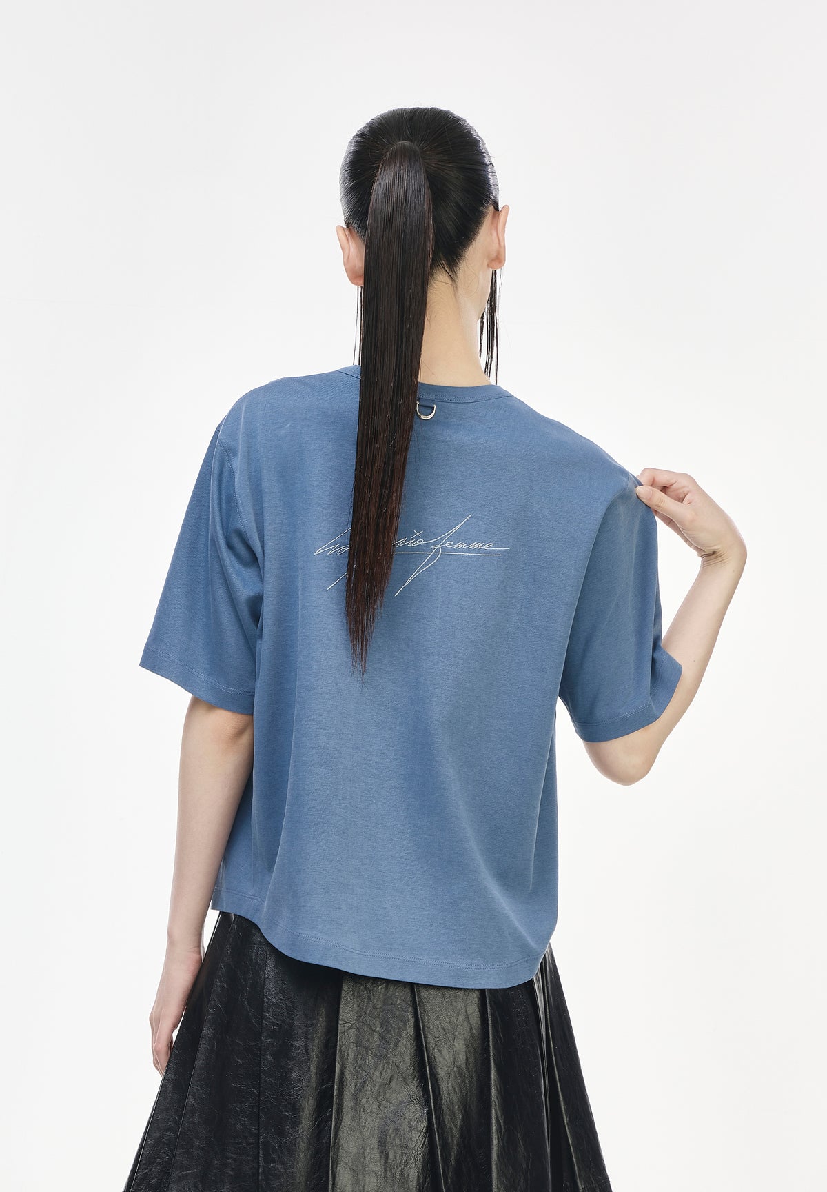 AUTOGRAPH T SHIRT
