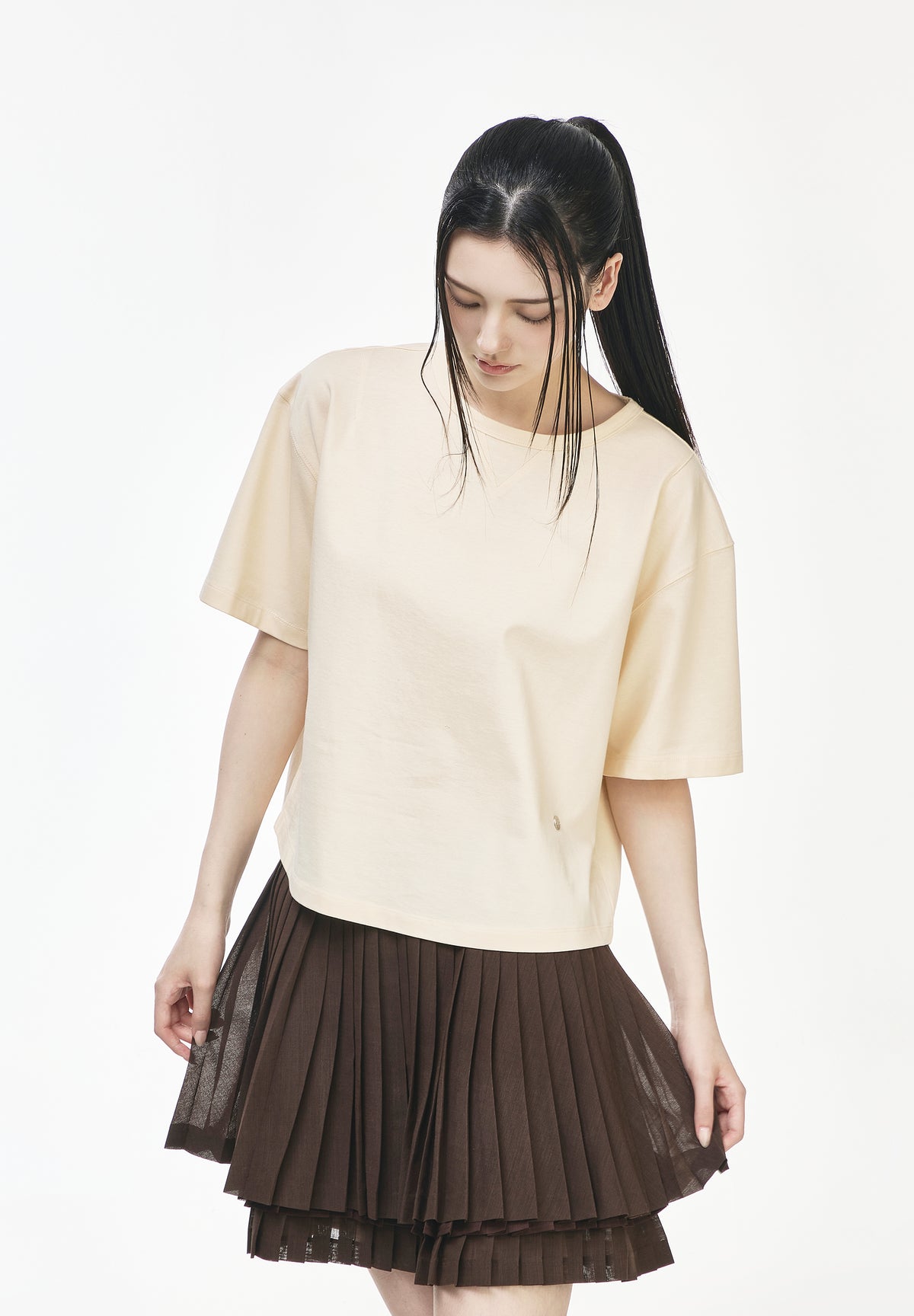 FLORAL EMBROIDERED T SHIRT