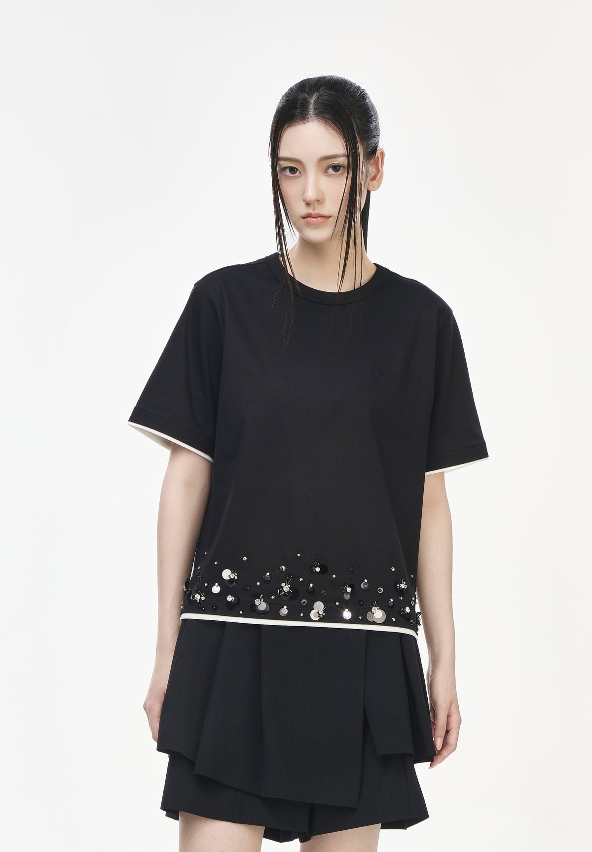 FLORAL SEQUIN T SHIRT