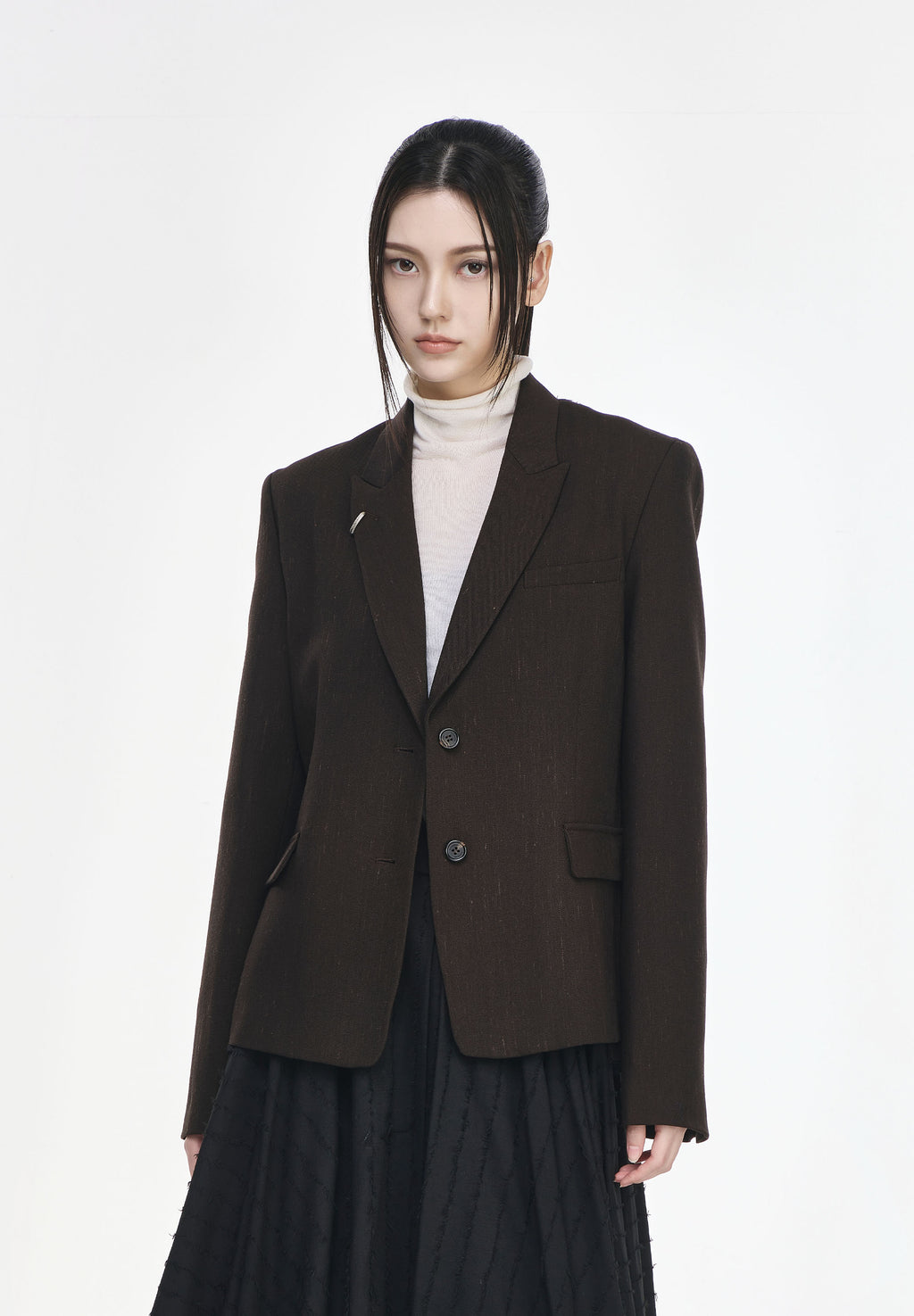 VEILED WING PEAKED JACKET