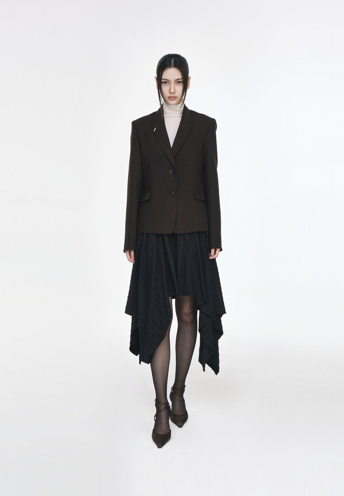 VEILED WING PEAKED JACKET