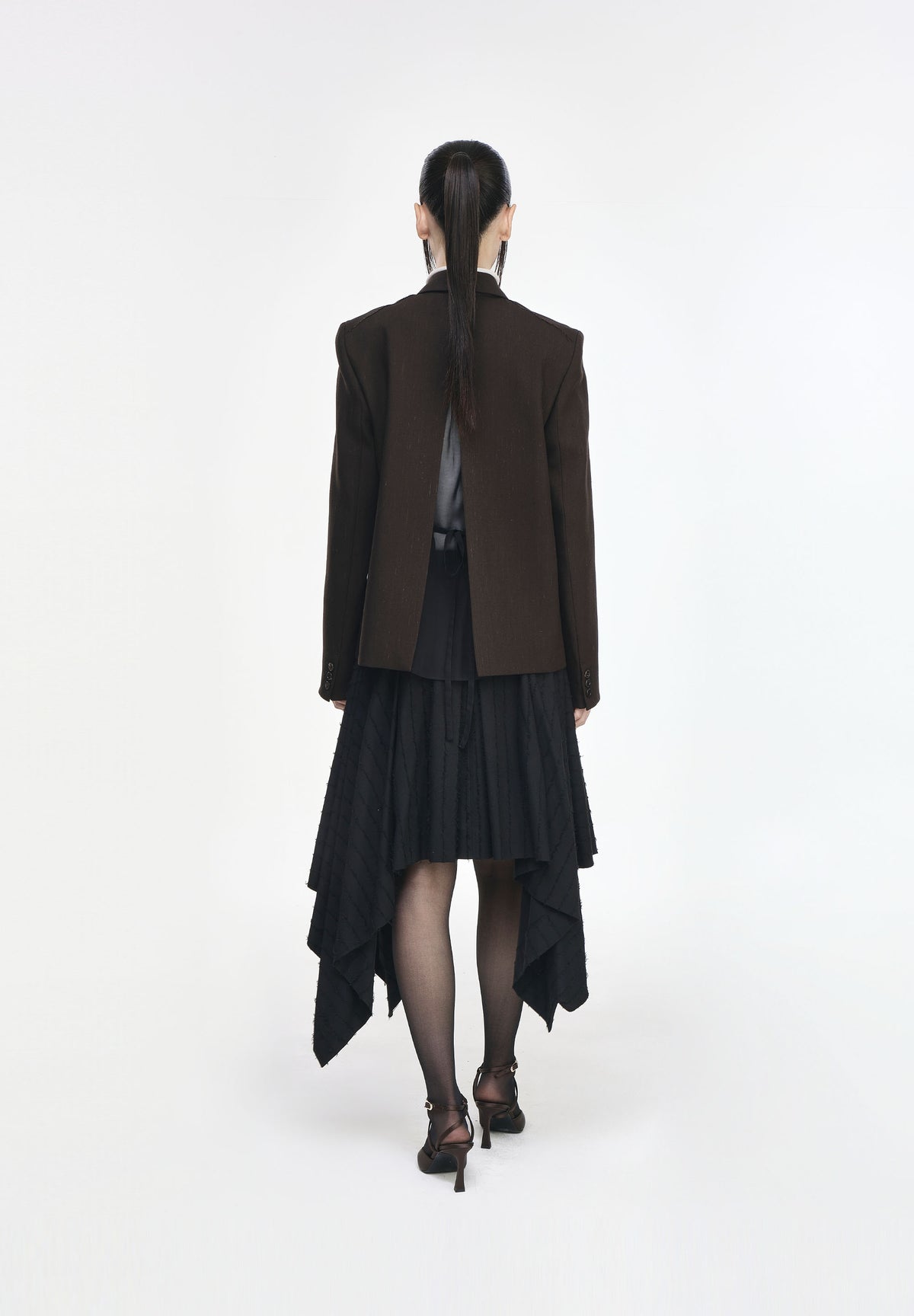 VEILED WING PEAKED JACKET