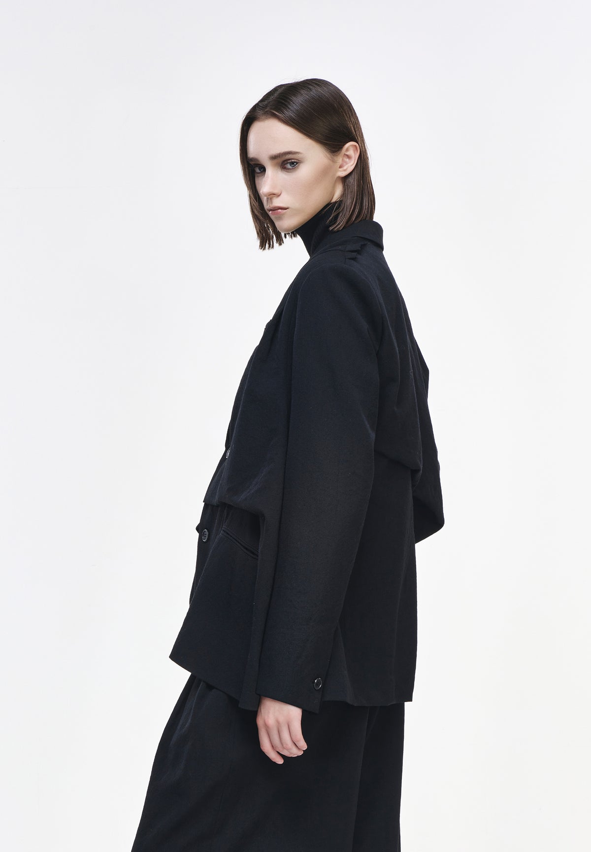 SCULPT JACKET