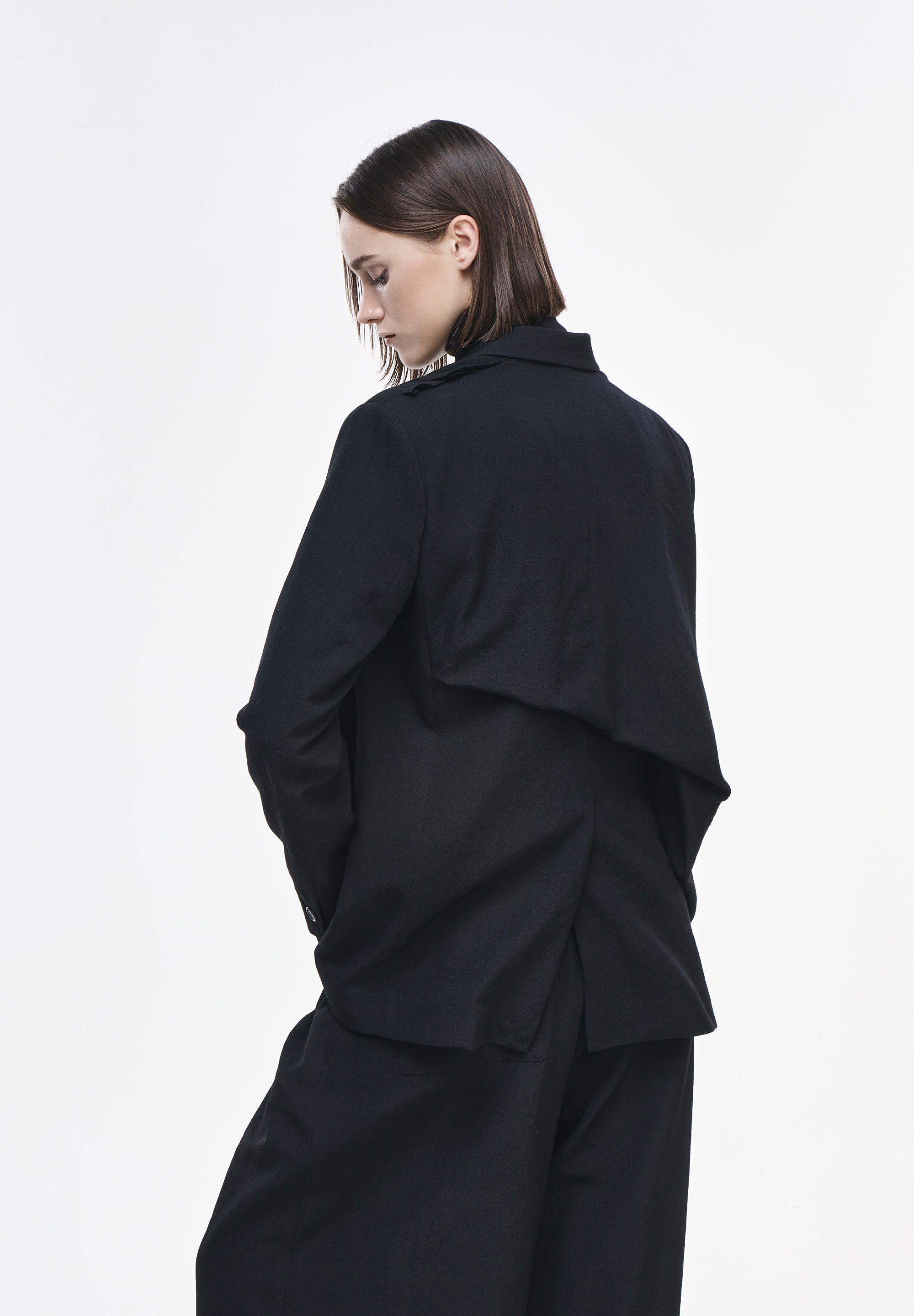 SCULPT JACKET