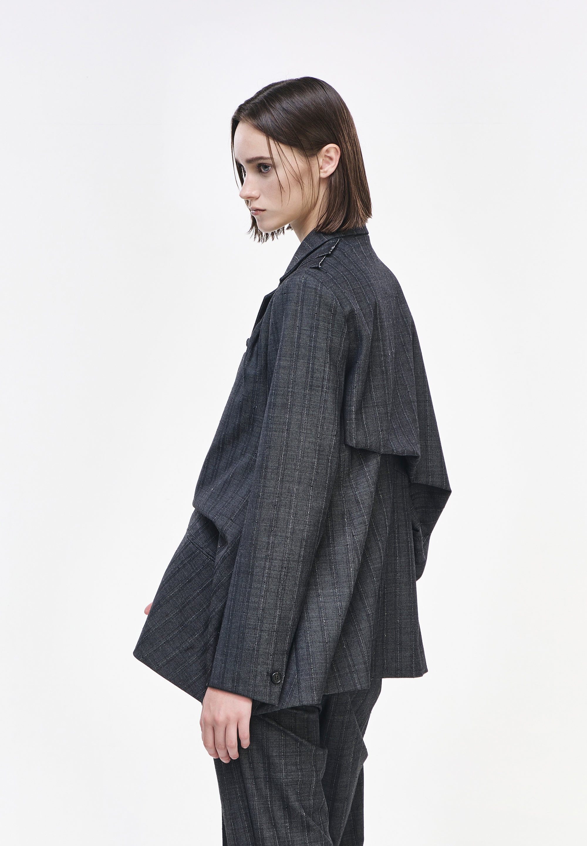 SCULPT JACKET