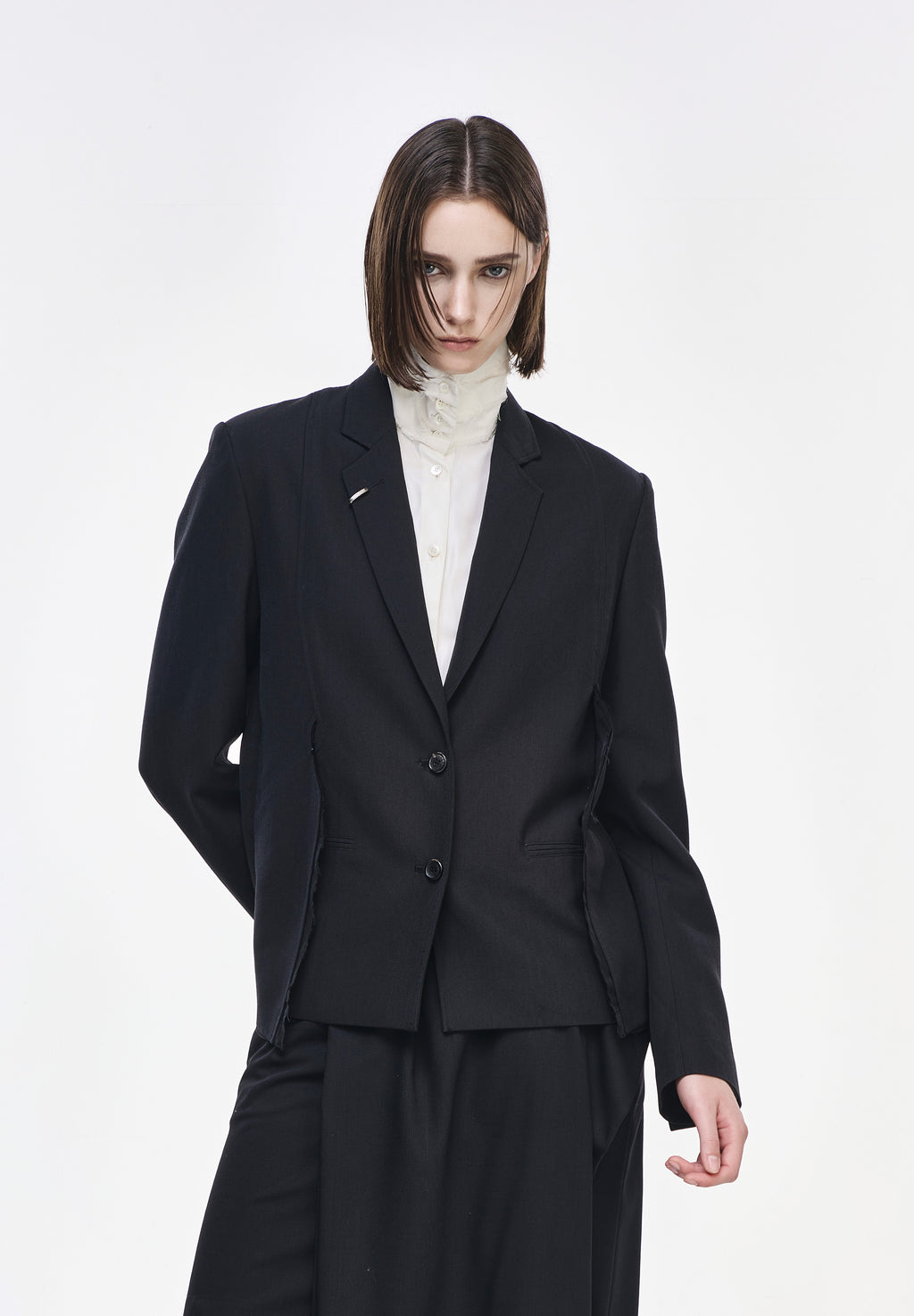 CLUSTER CROP JACKET