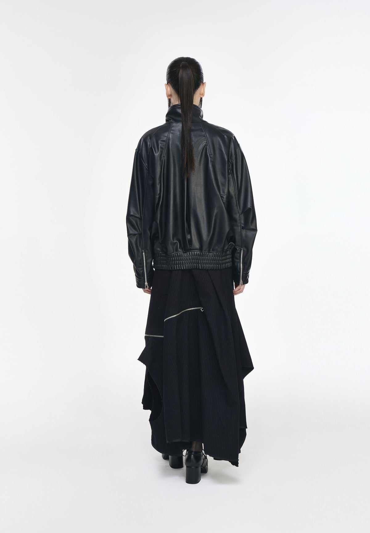 CURVED VOLUME LEATHER JUMPER