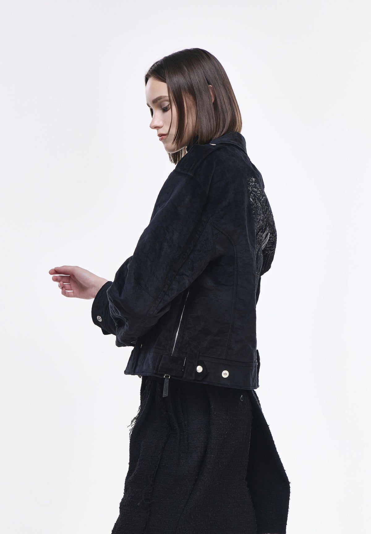 TORQUE EMBROIDERED VELVET JACKET