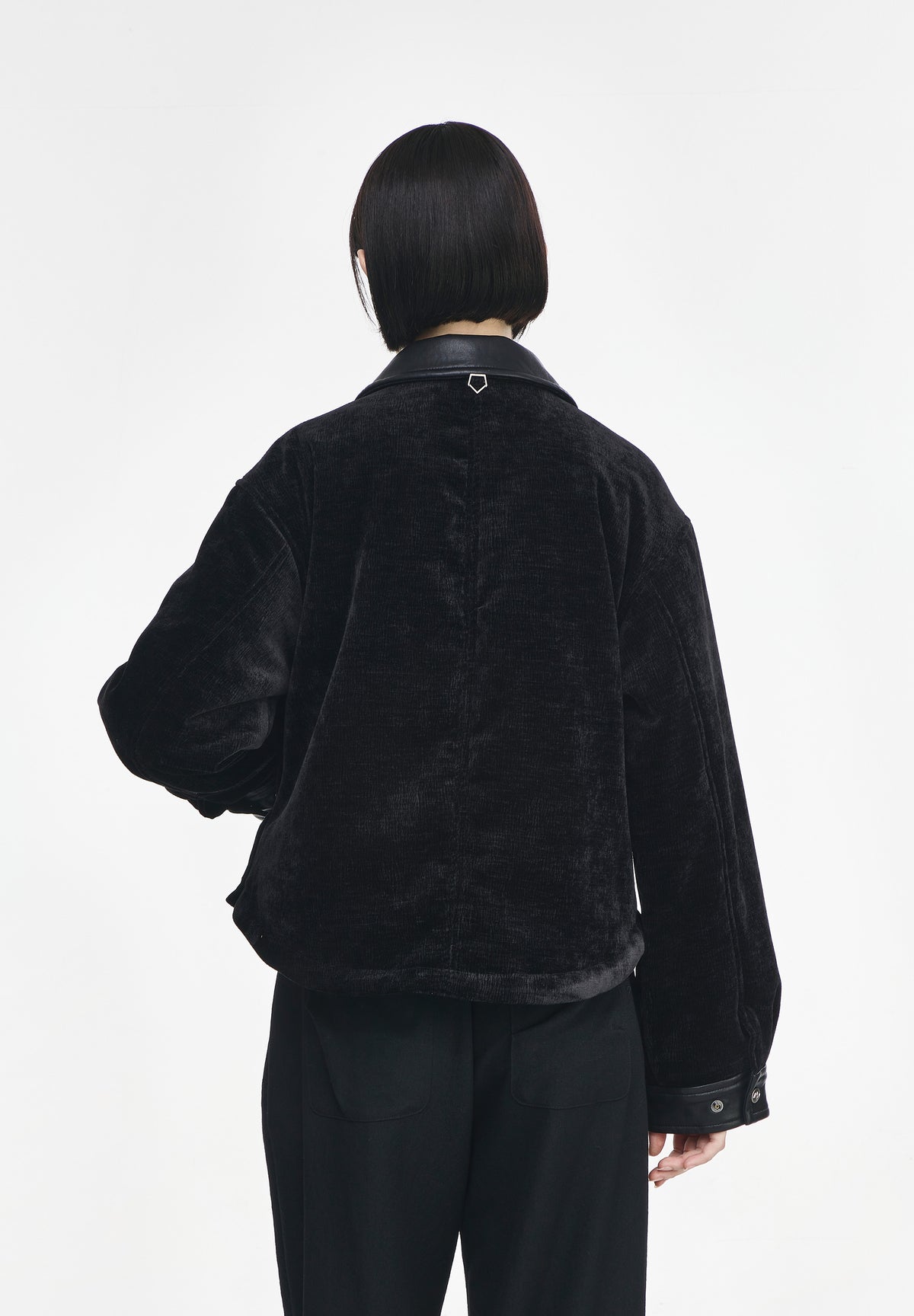 ZZERO VELVET PADDED COLLAR JUMPER