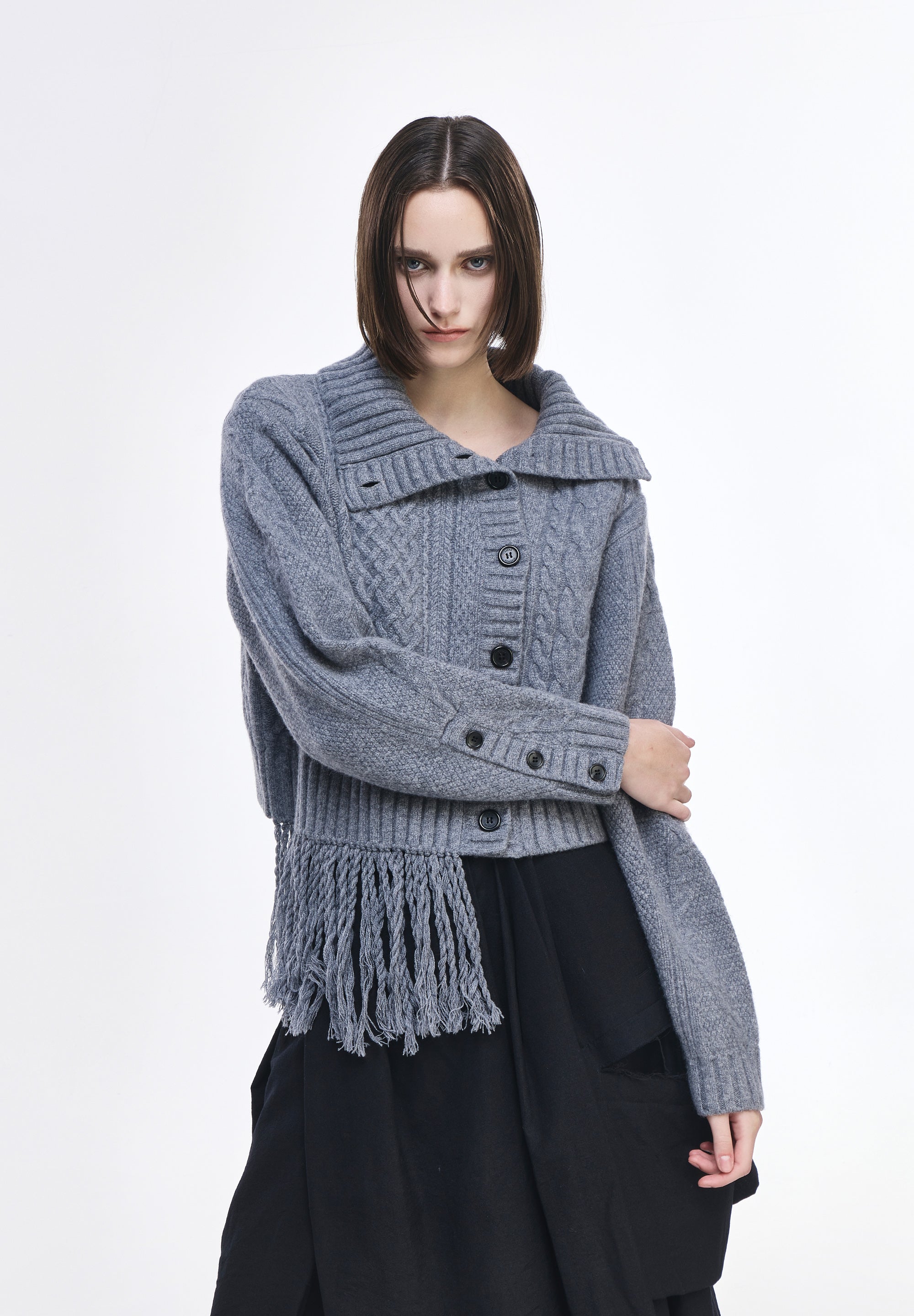 PLASTRON TURTLENECK CARDIGAN