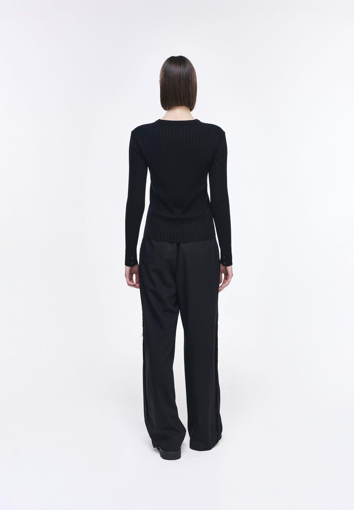 PANTHER RIBBED ROUND NECK KNIT