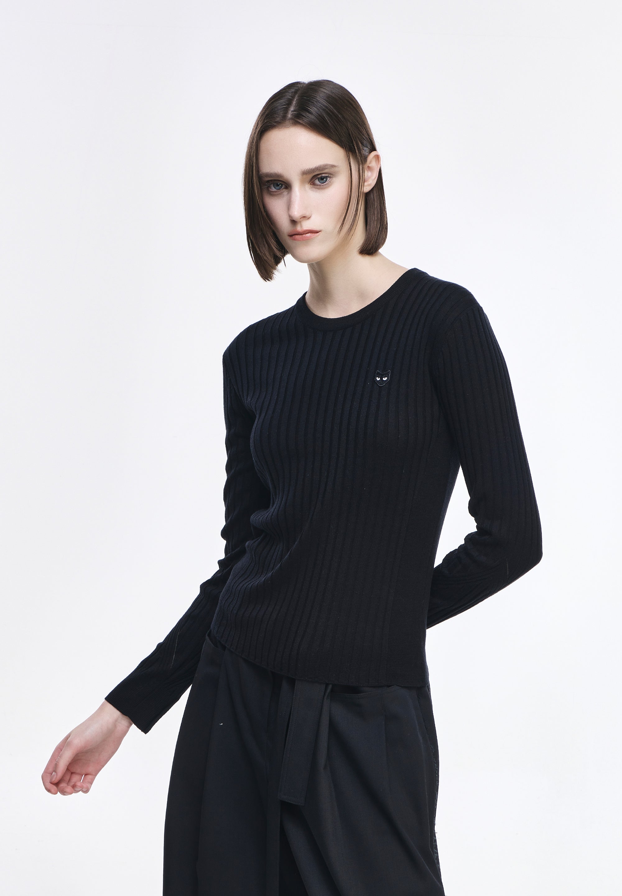 PANTHER RIBBED ROUND NECK KNIT
