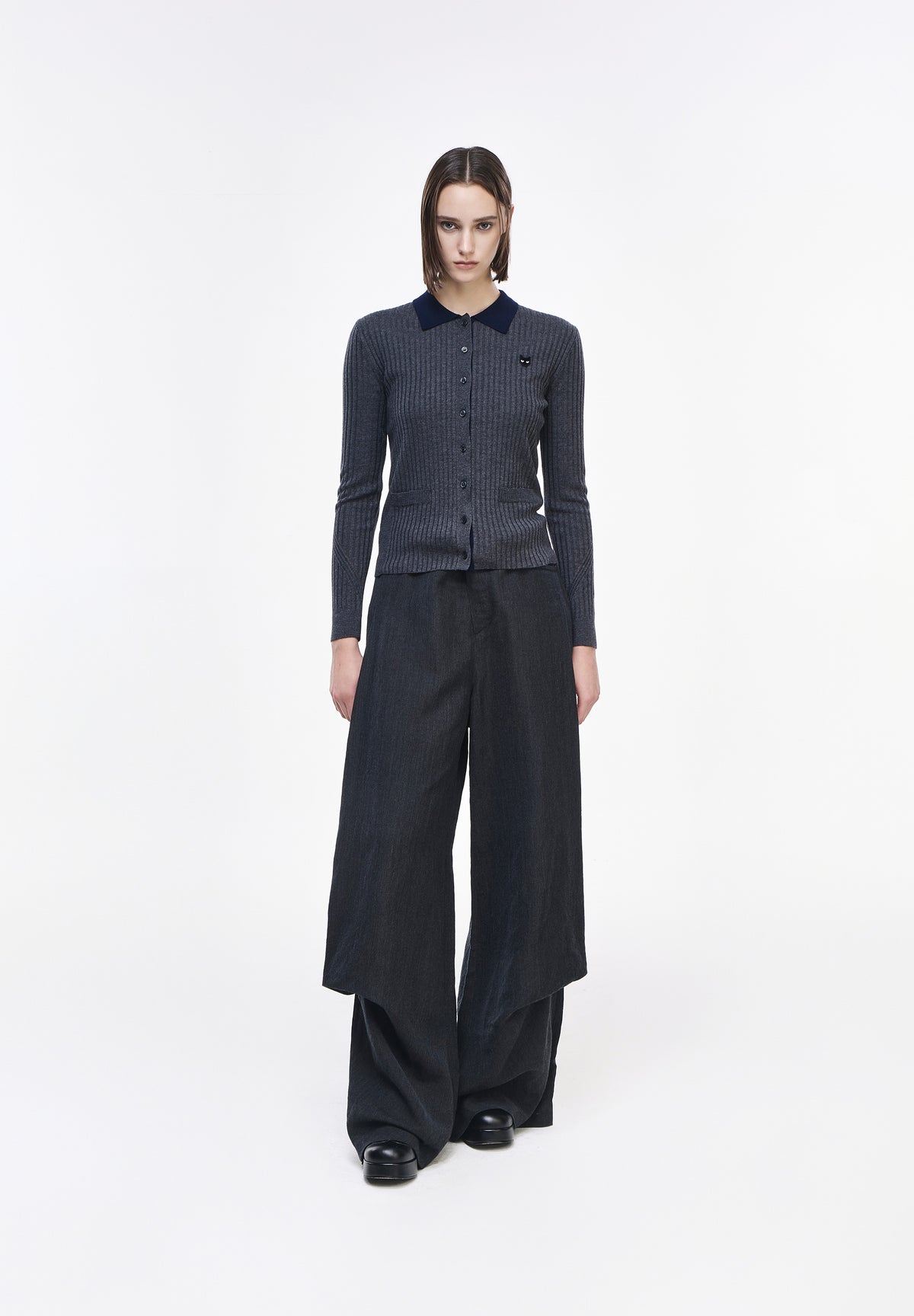 PANTHER RIBBED COLLARED KNIT
