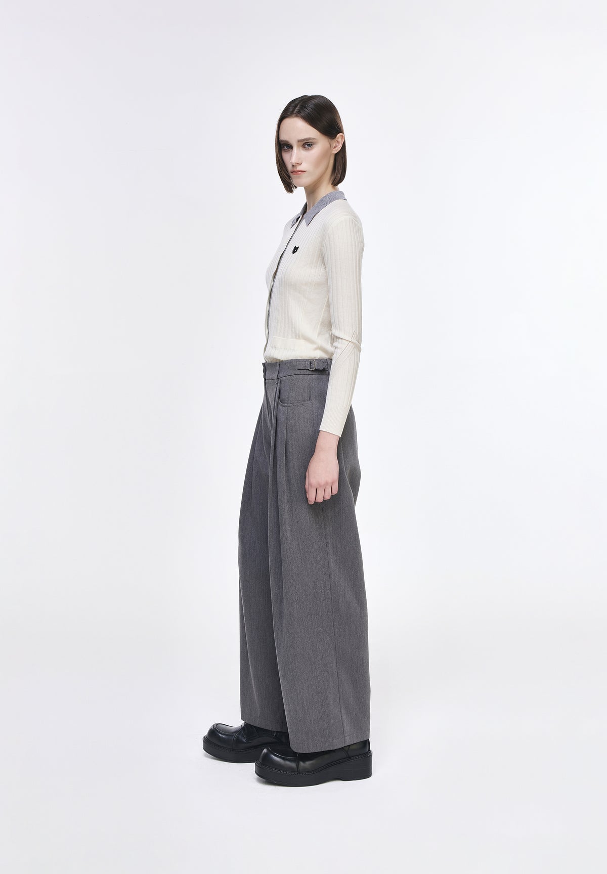 PANTHER RIBBED COLLARED KNIT