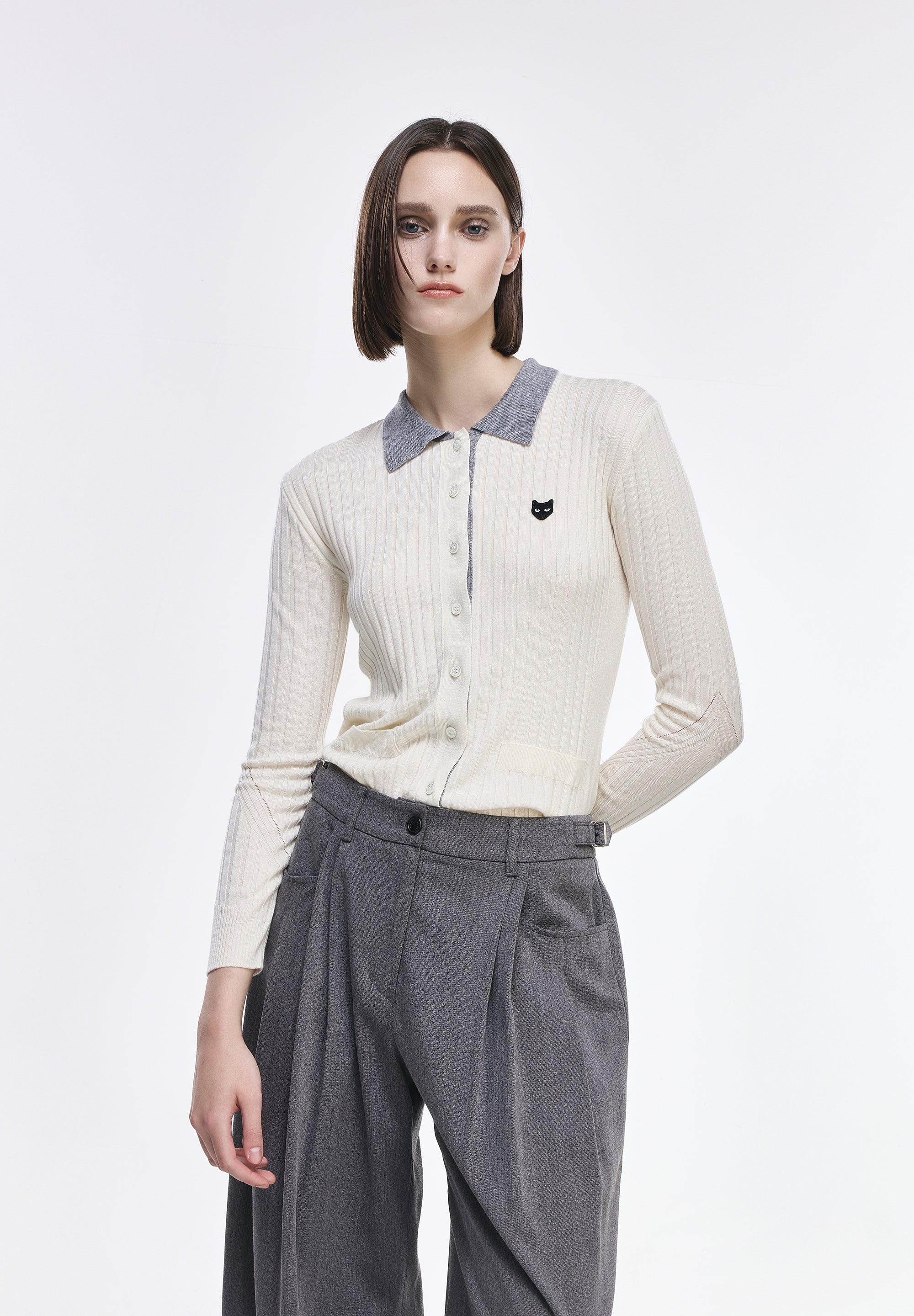 PANTHER RIBBED COLLARED KNIT