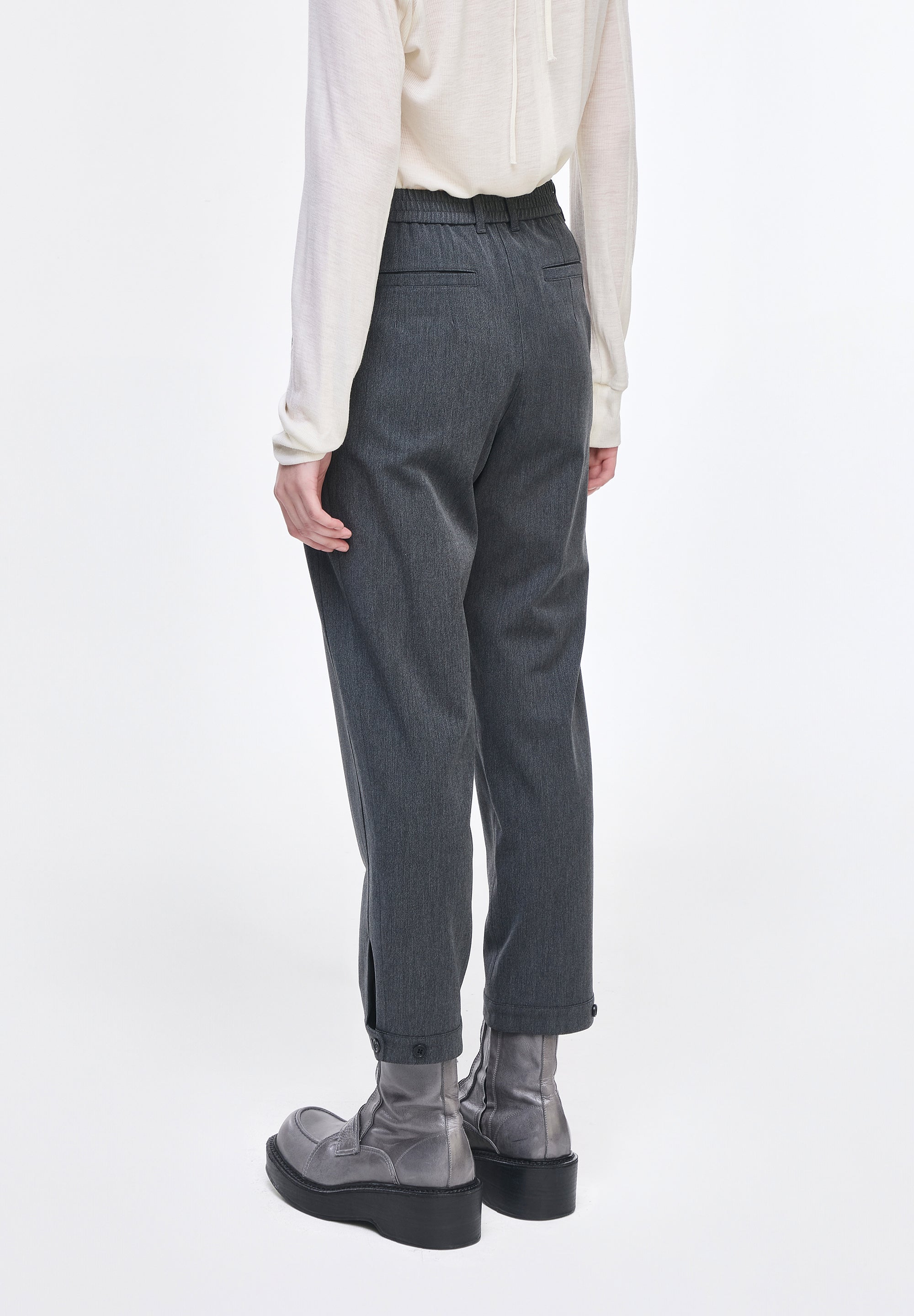 CONTOUR CARROT PANTS