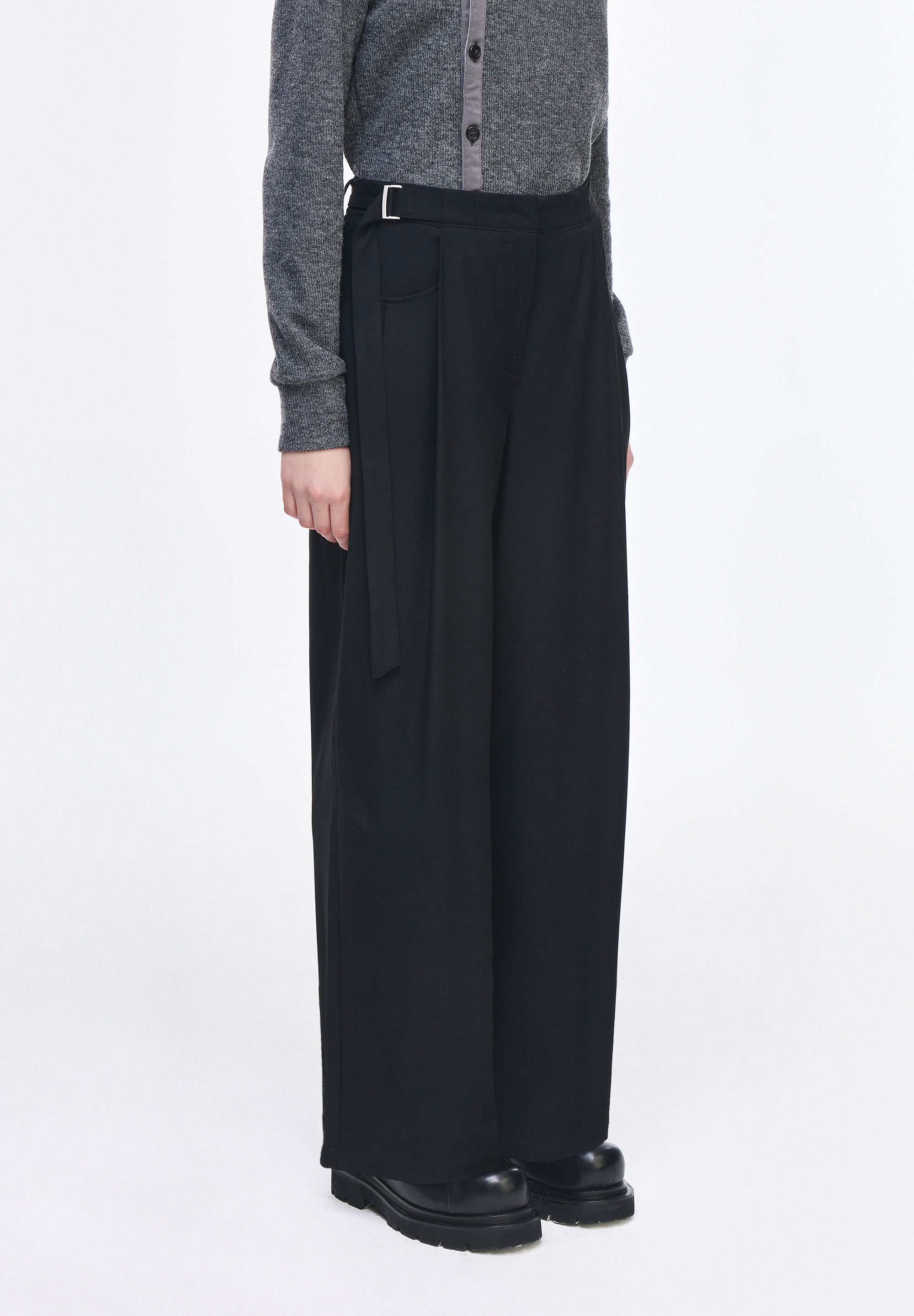 LEVEL VOLUME WIDE PANTS