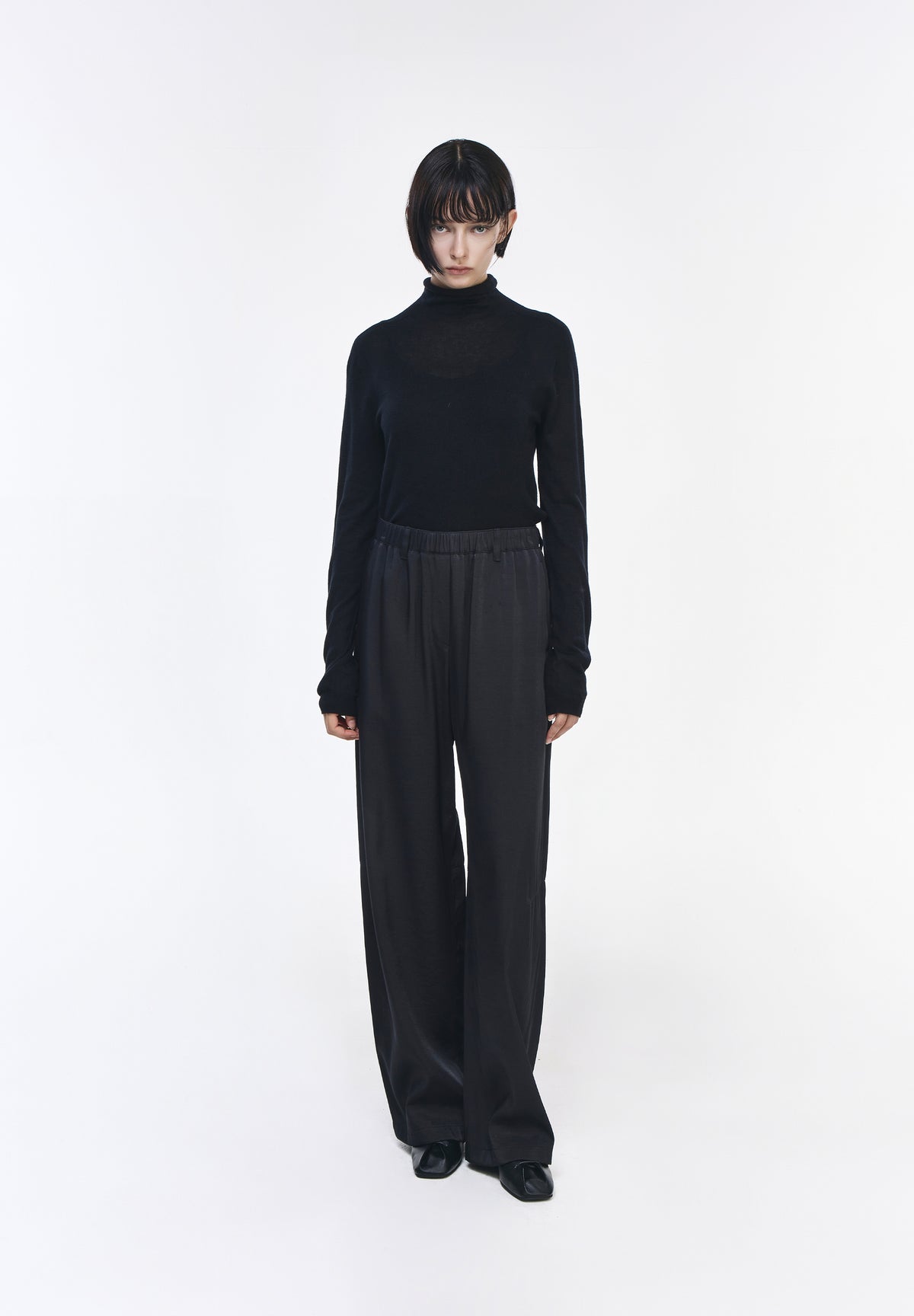 CURVED WIDE PANTS